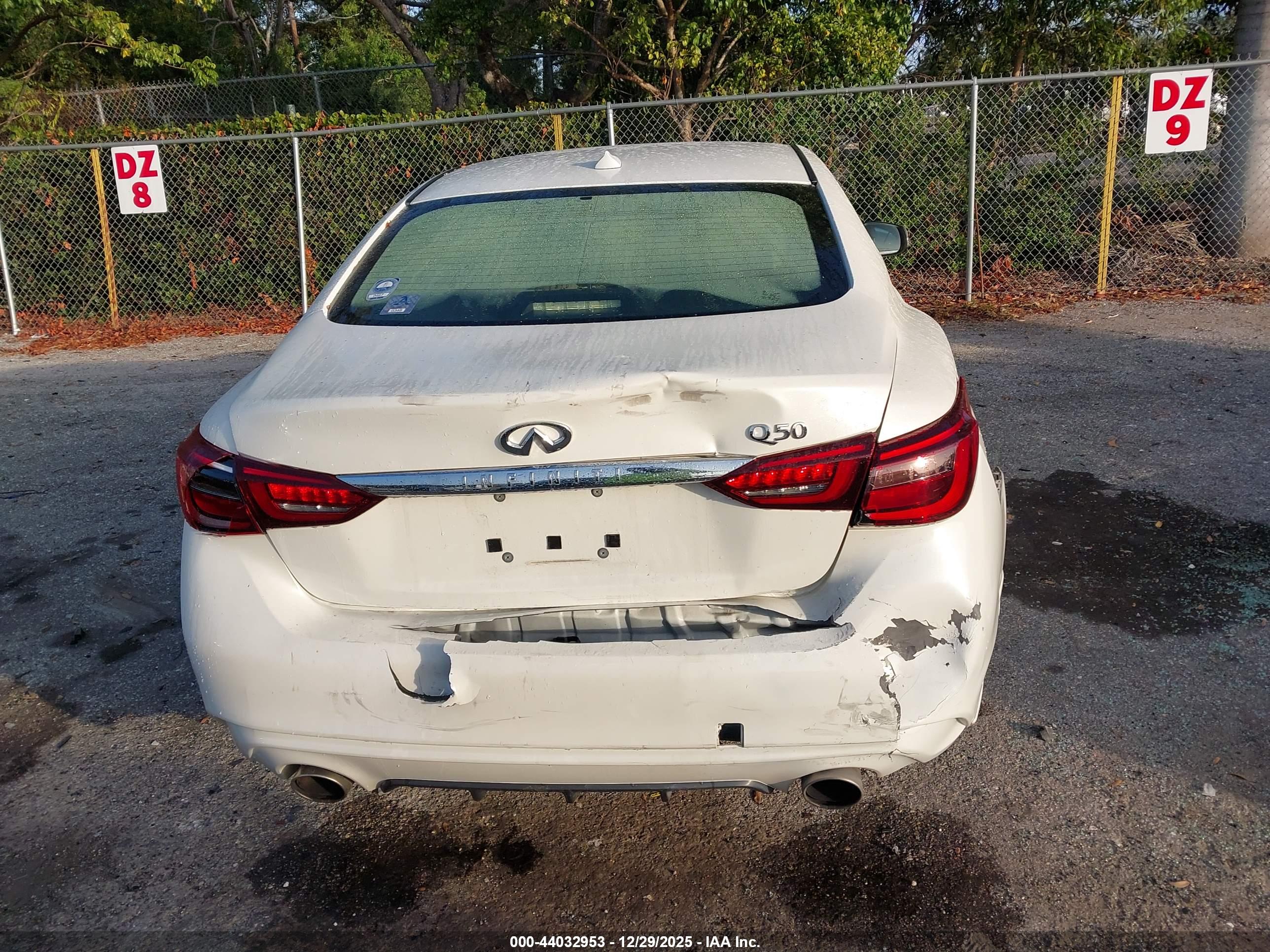 INFINITI Q50 image 6