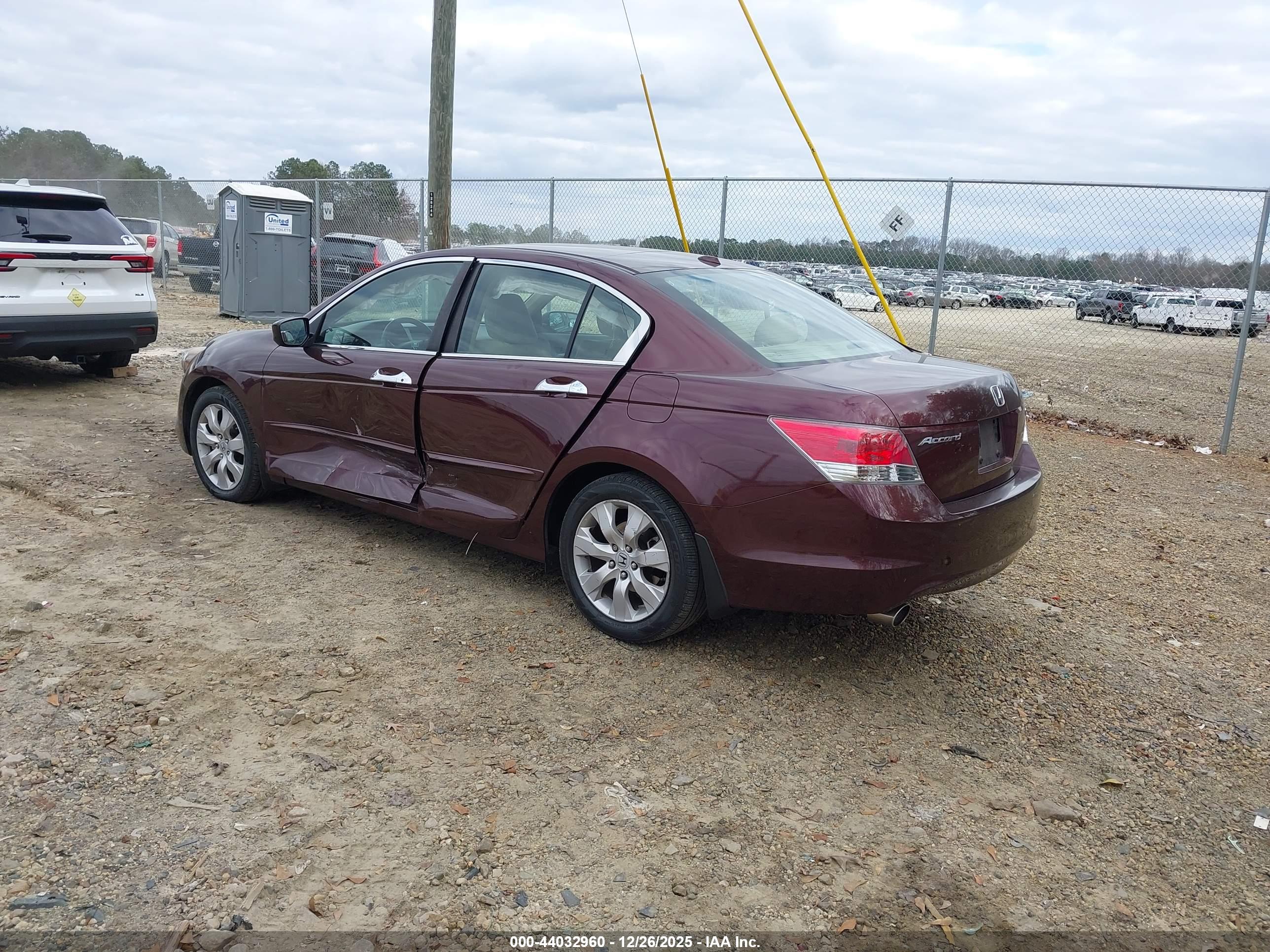 HONDA ACCORD image 3