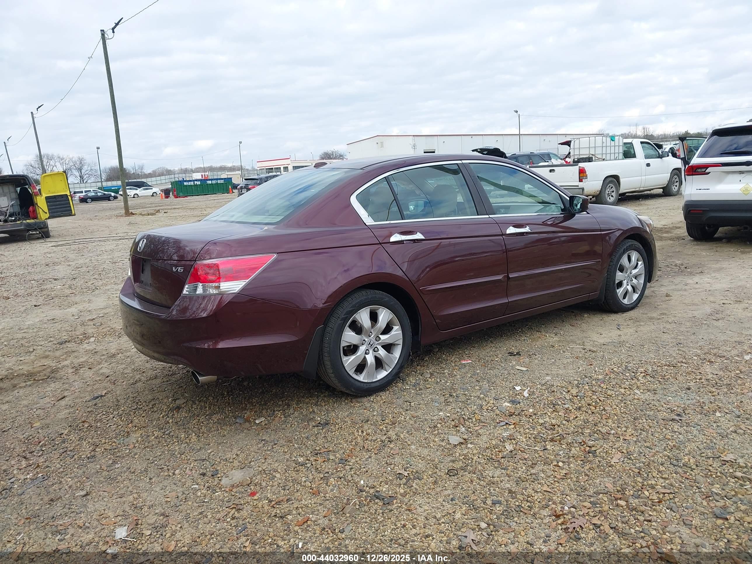 HONDA ACCORD image 4