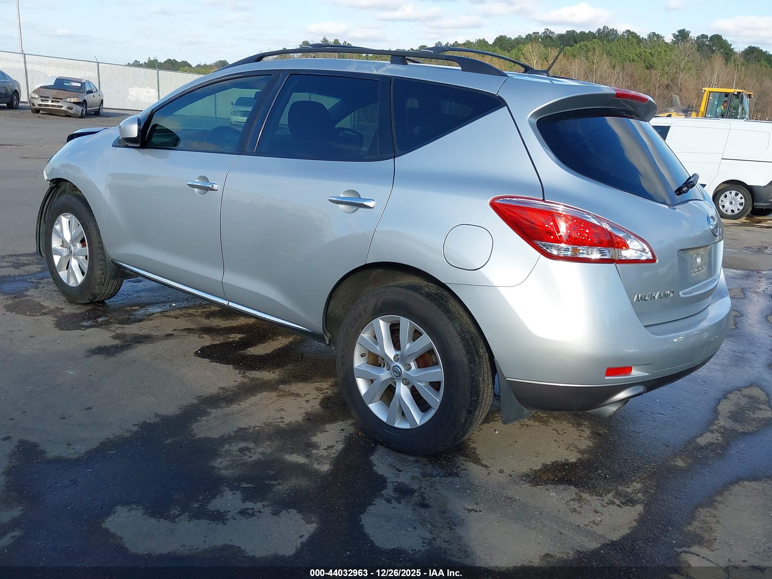 NISSAN MURANO image 3