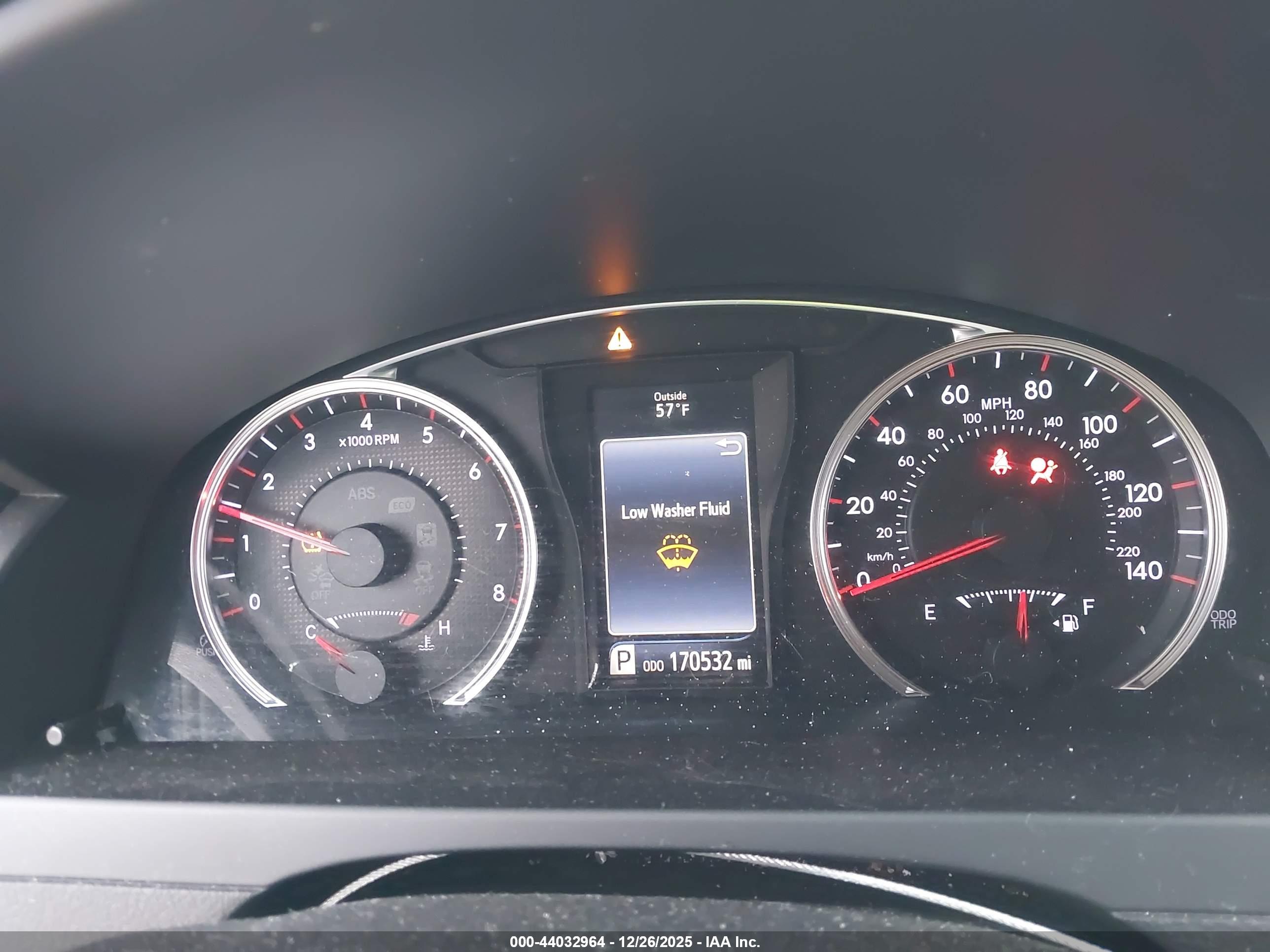 TOYOTA CAMRY image 7