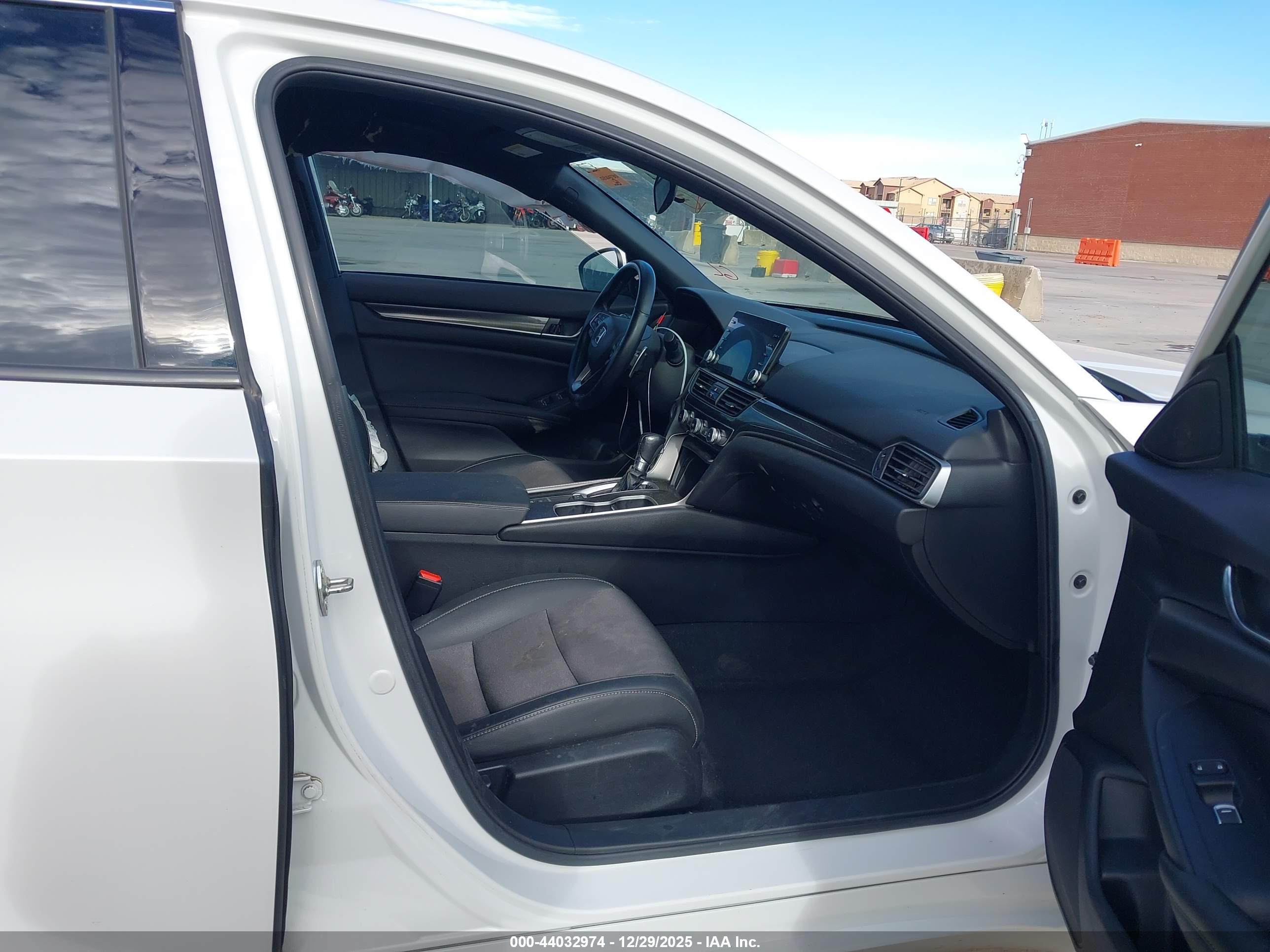 HONDA ACCORD image 5