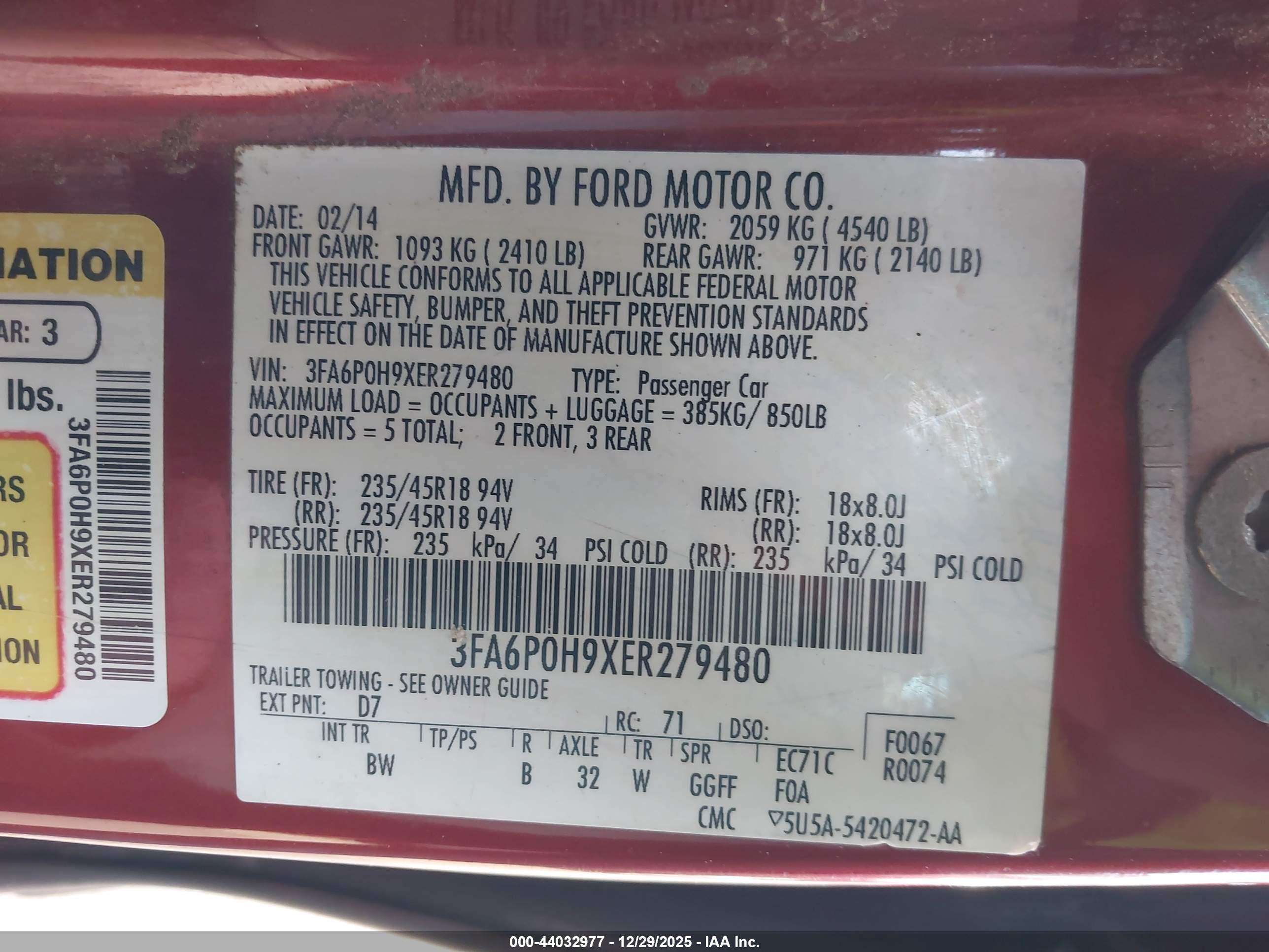FORD FUSION image 9