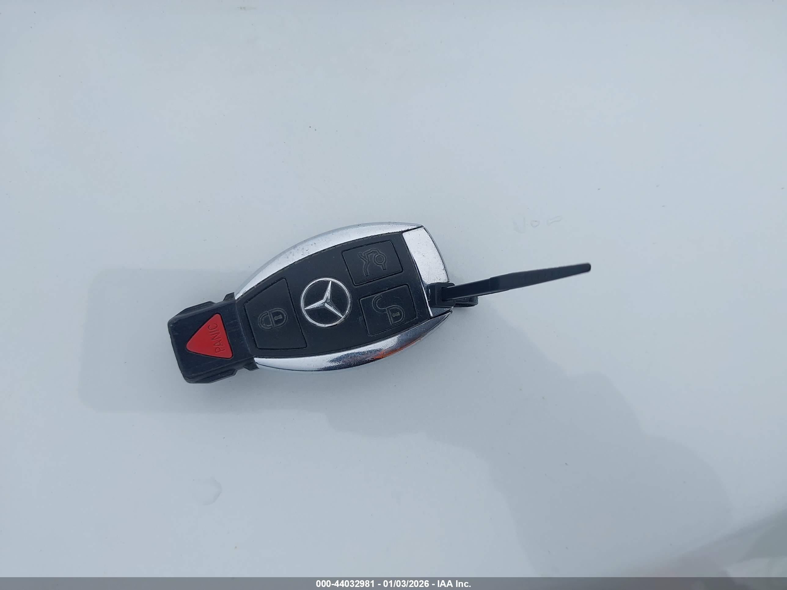 MERCEDES-BENZ GLA image 11