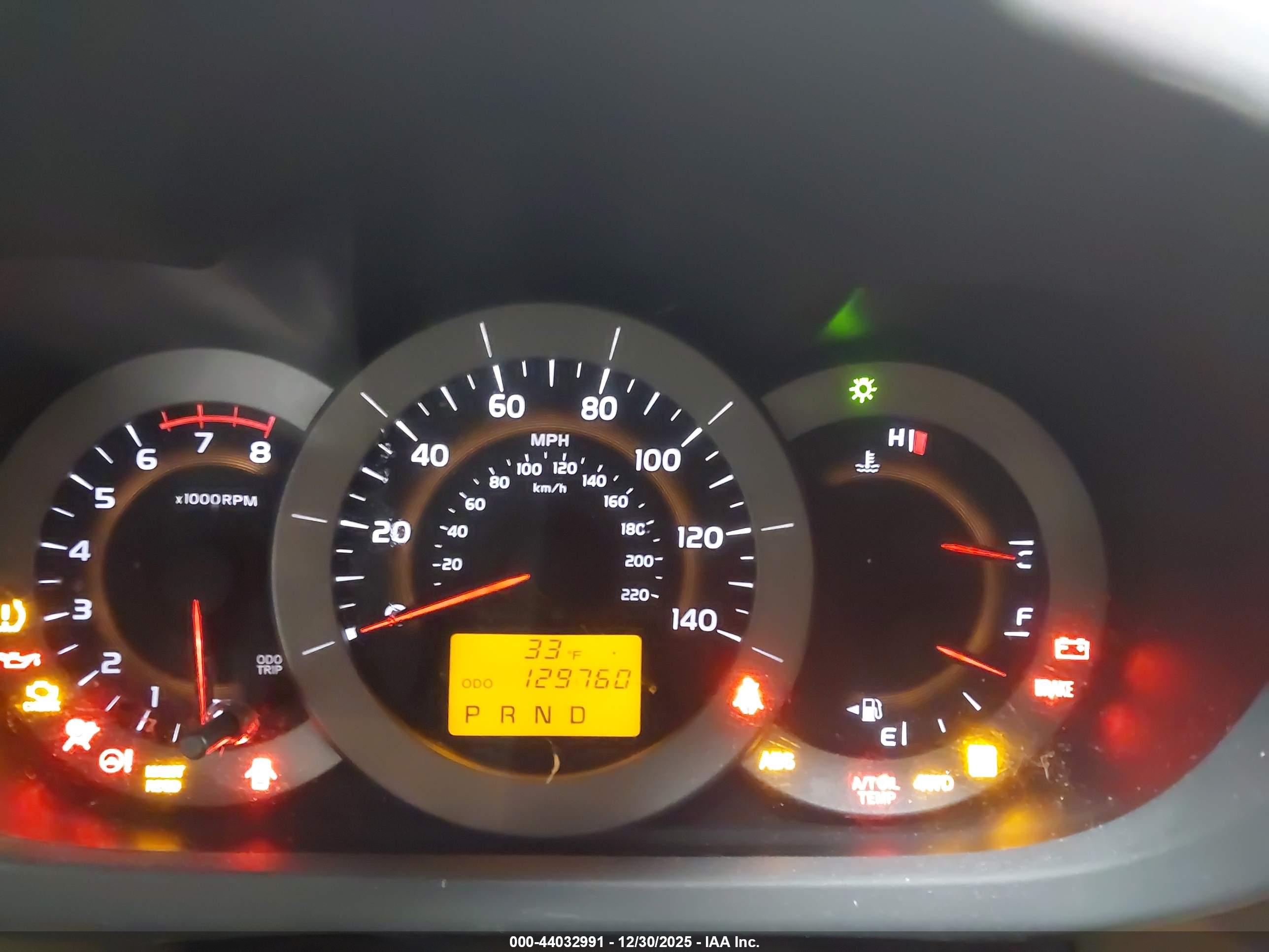 TOYOTA RAV4 image 7