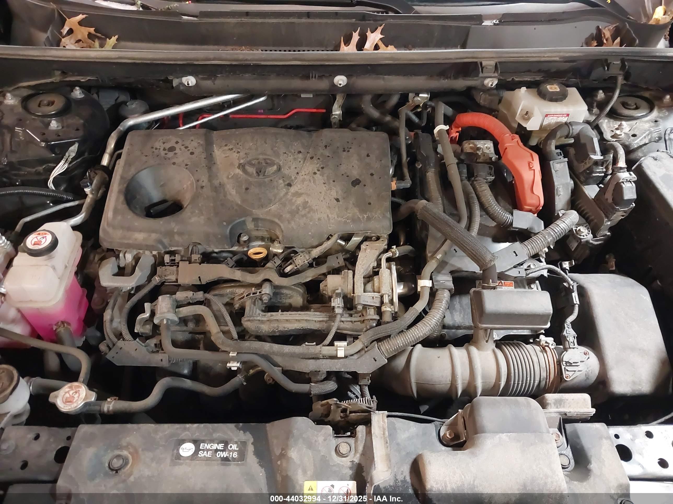 TOYOTA RAV4 image 10