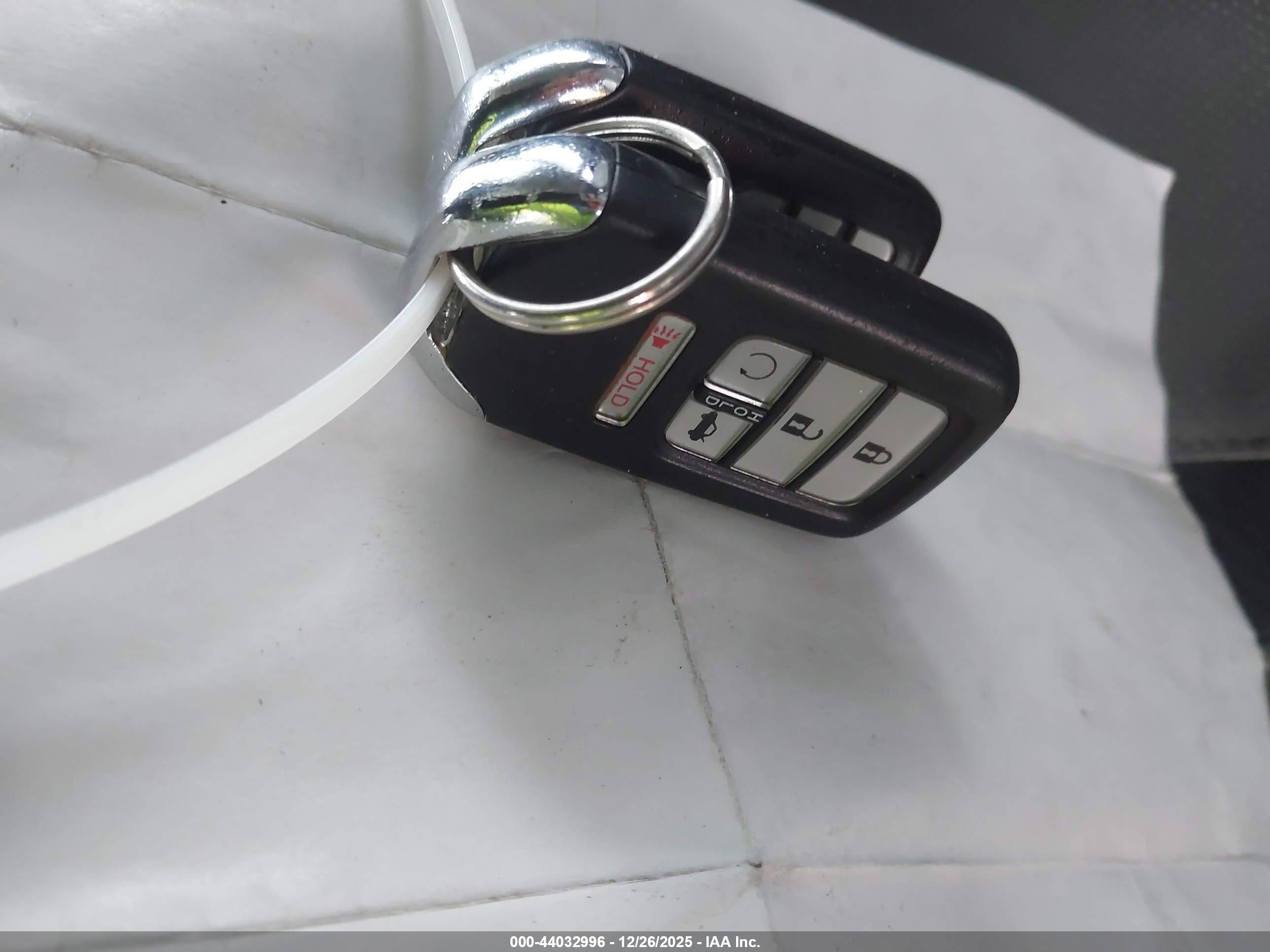 HONDA CIVIC image 11