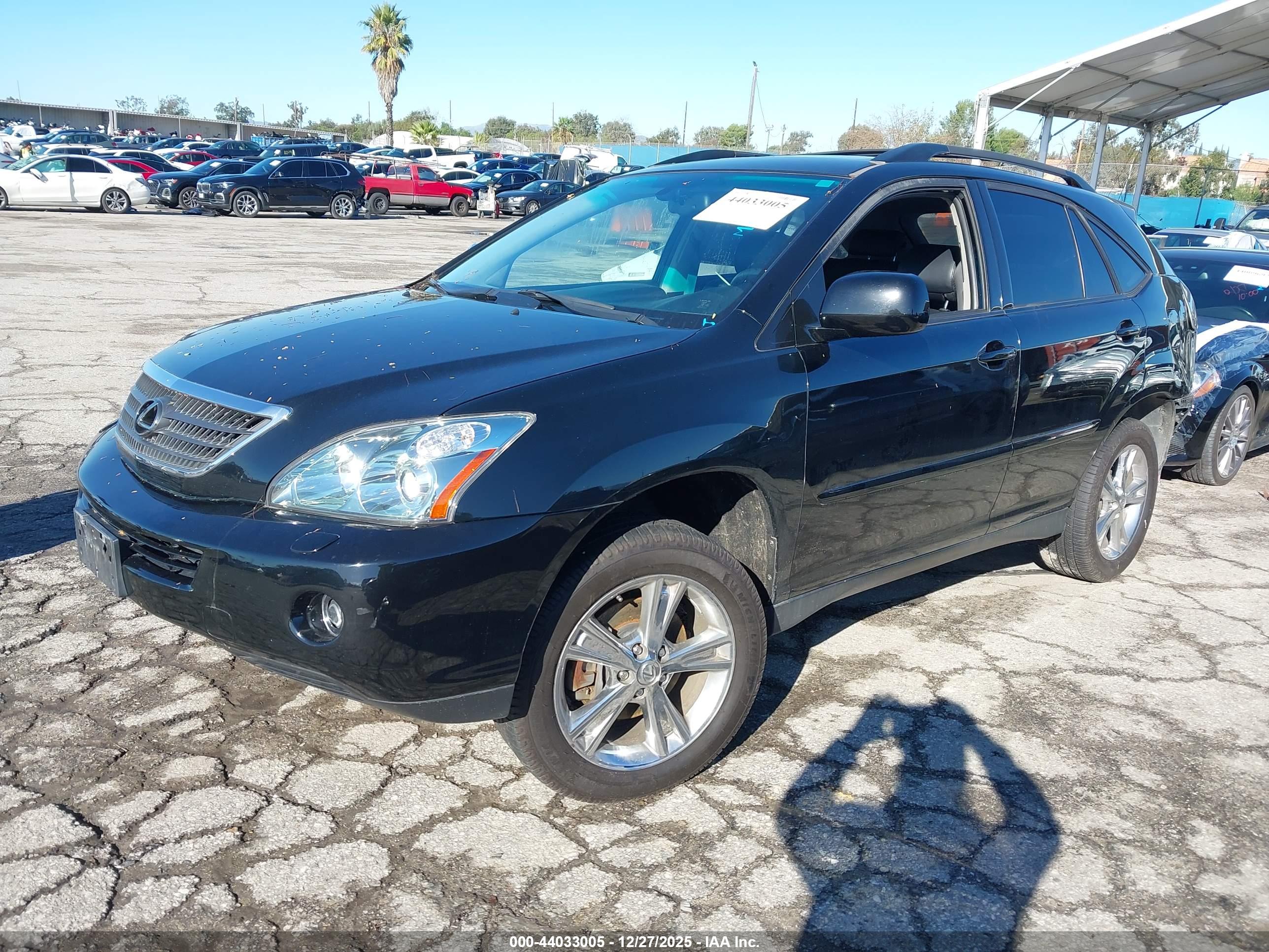 LEXUS RX image 2