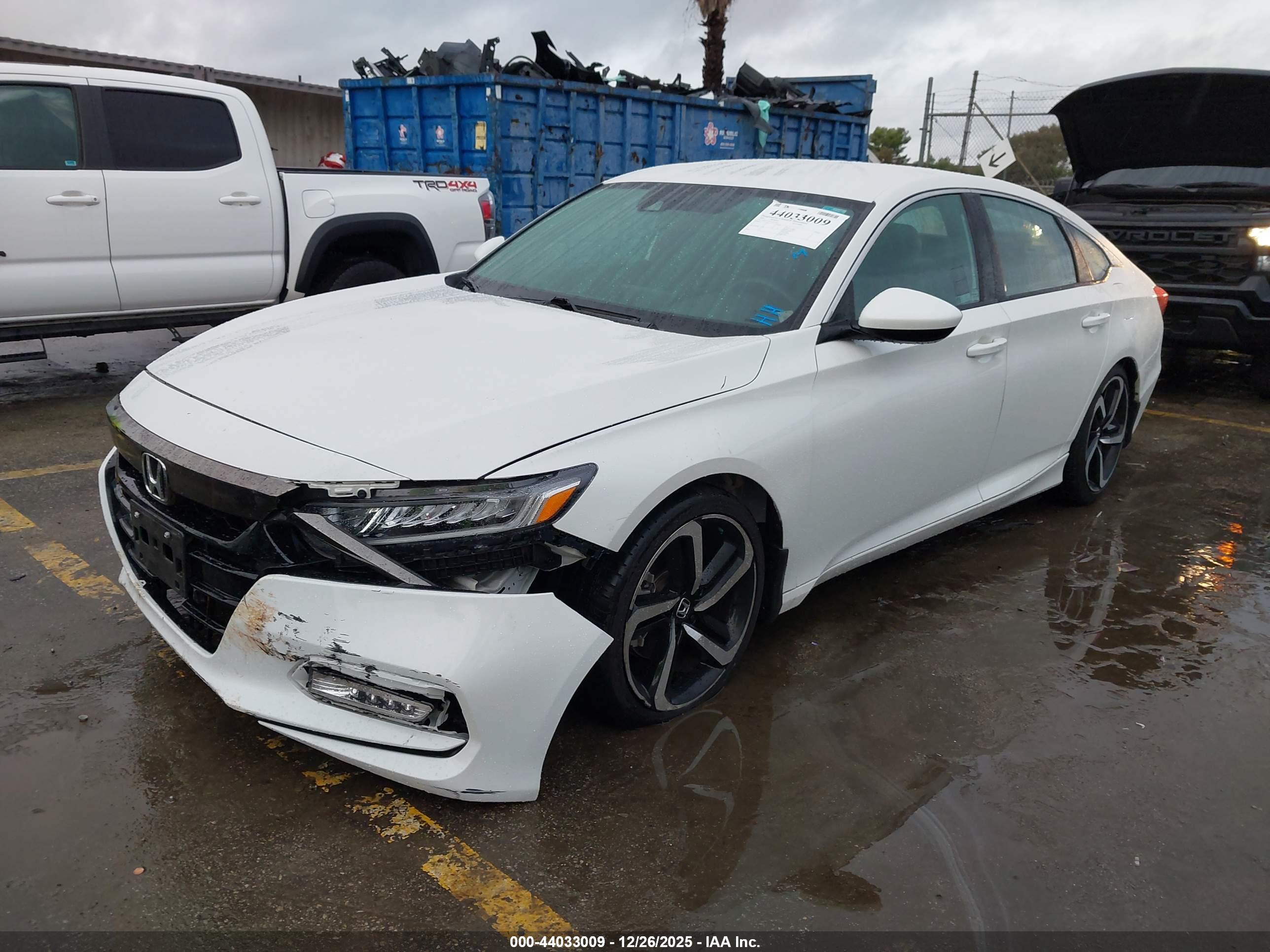 HONDA ACCORD image 2
