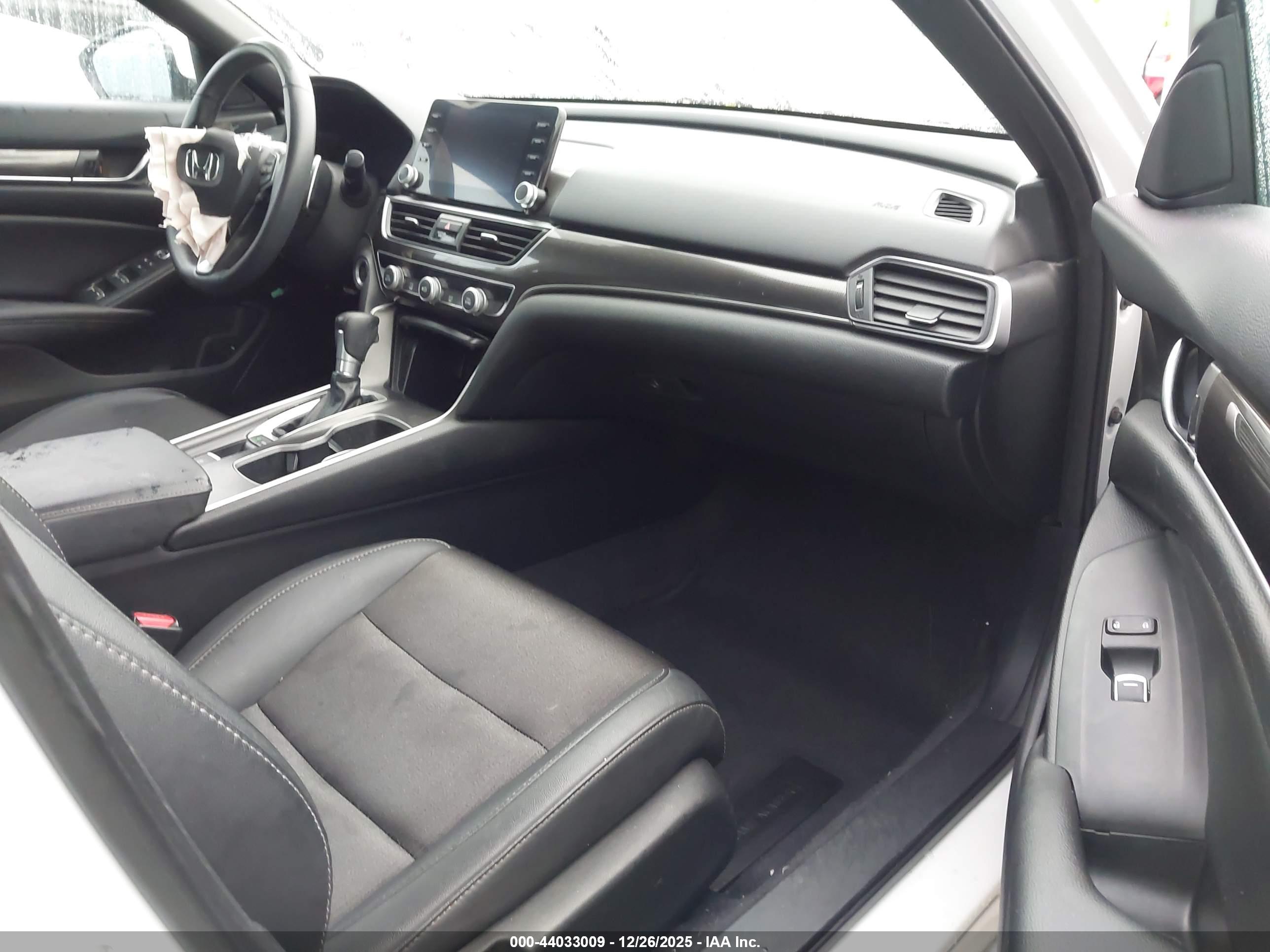 HONDA ACCORD image 5