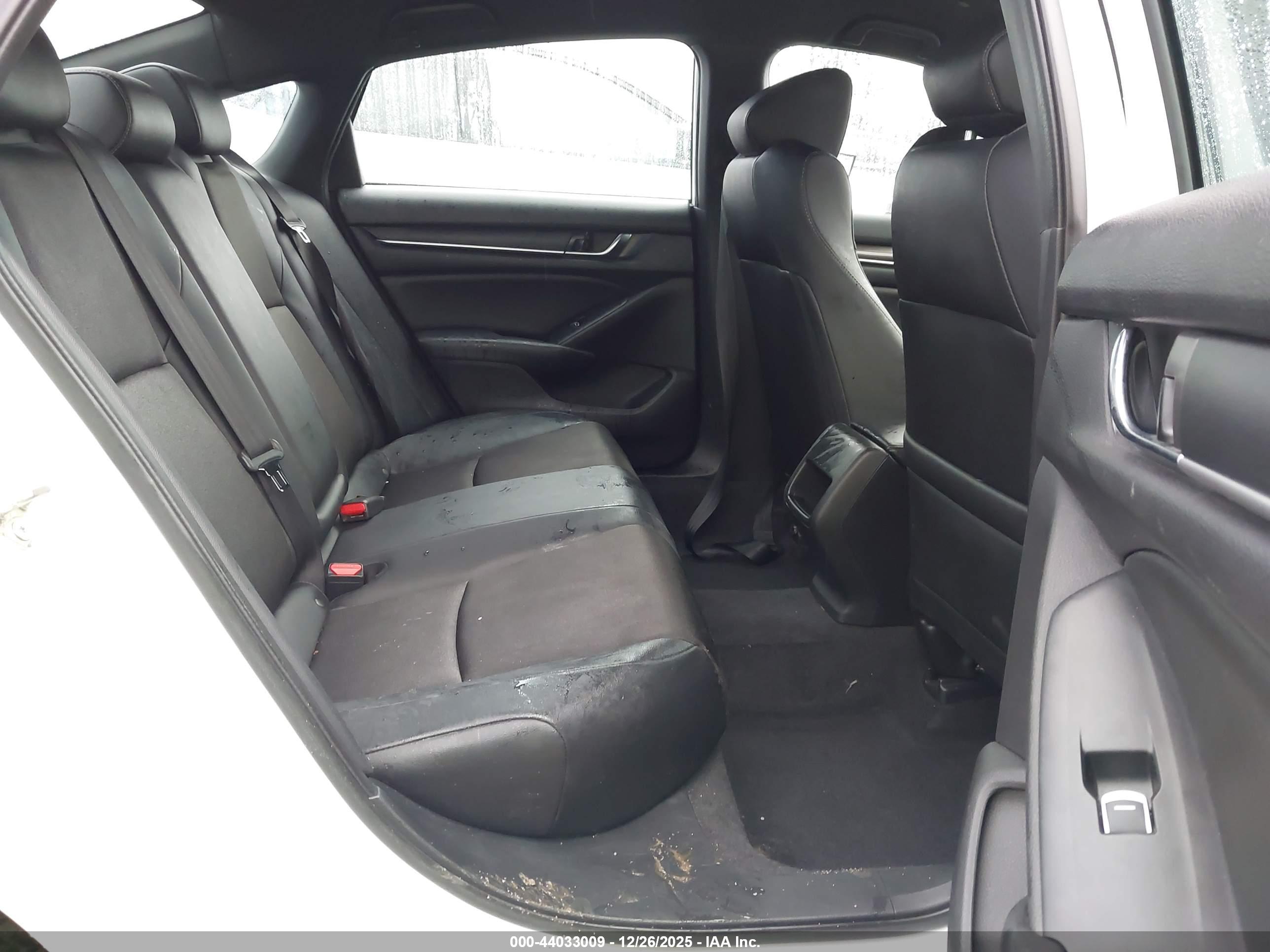 HONDA ACCORD image 8