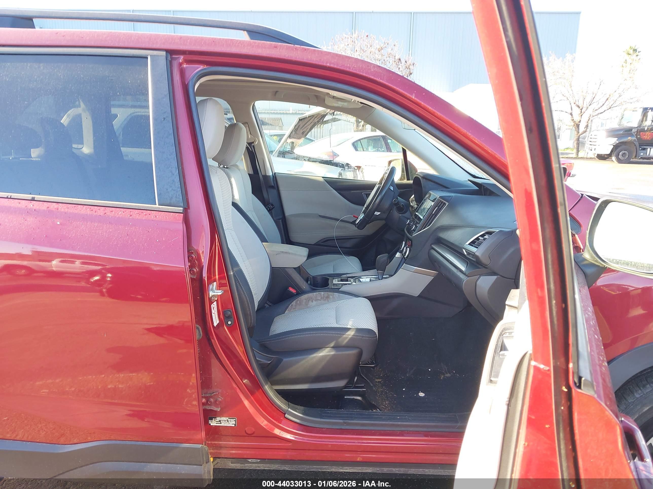SUBARU FORESTER image 5