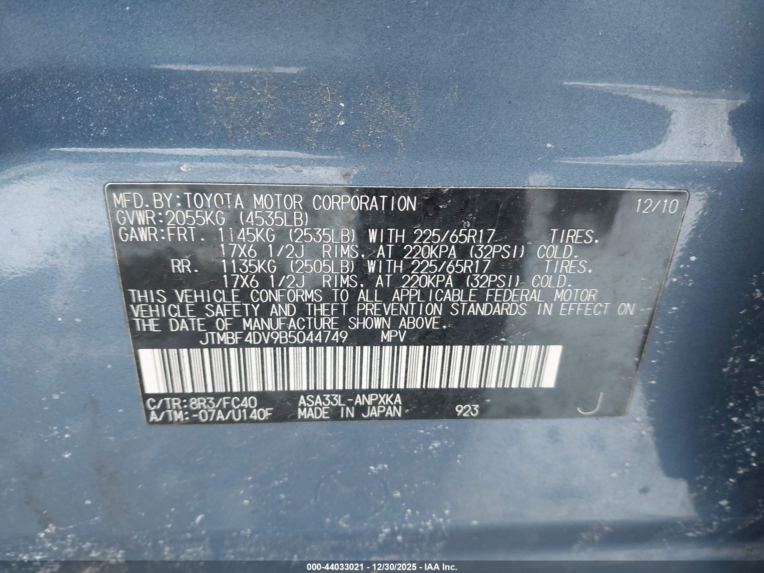 TOYOTA RAV4 image 9