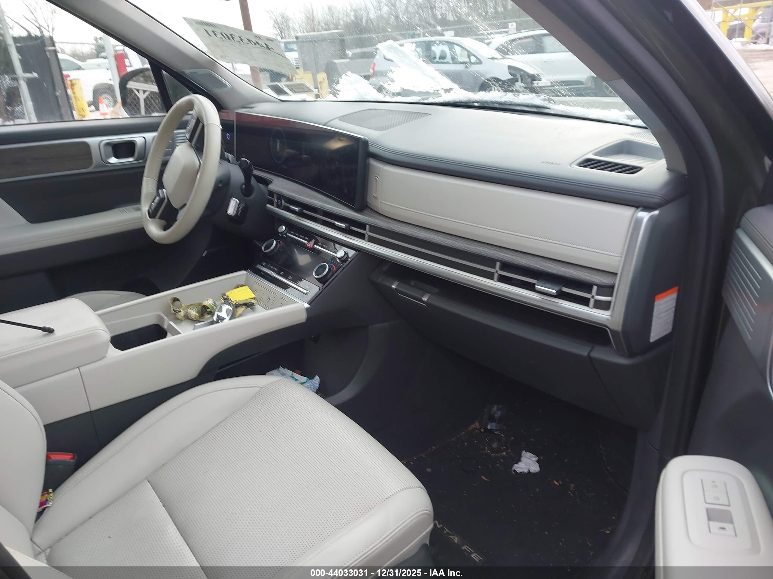 HYUNDAI SANTA image 5