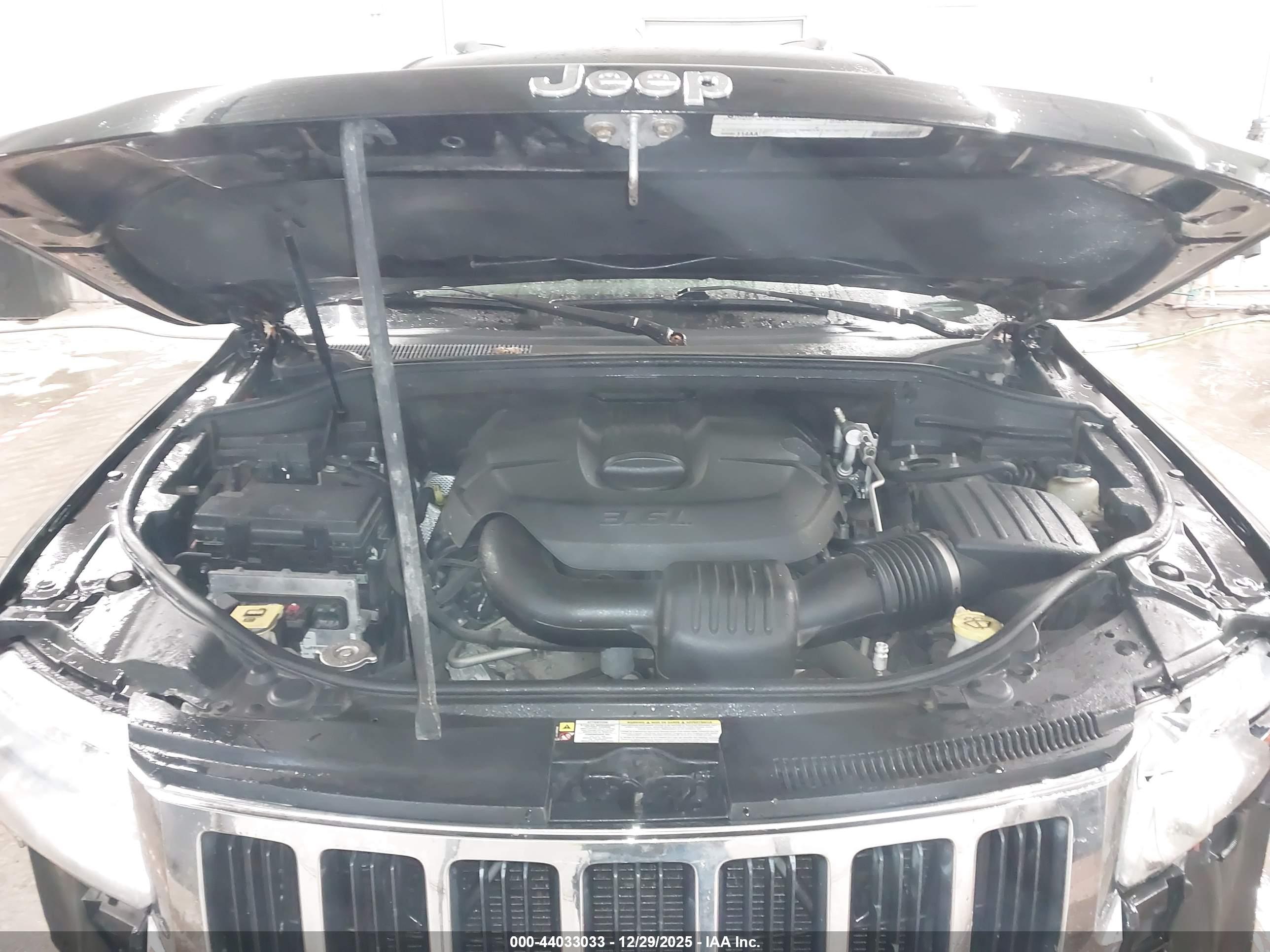 JEEP GRAND image 10