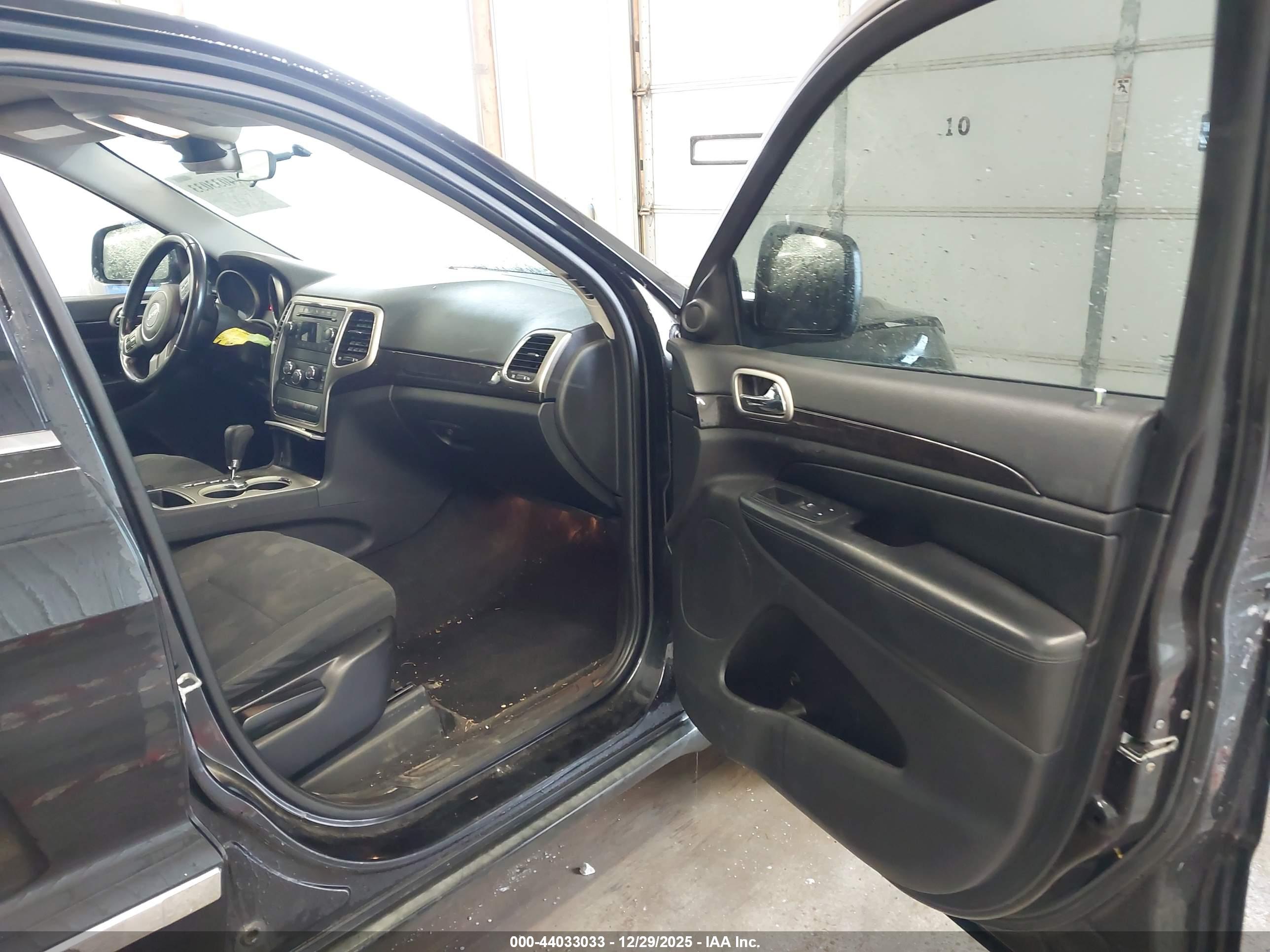 JEEP GRAND image 5