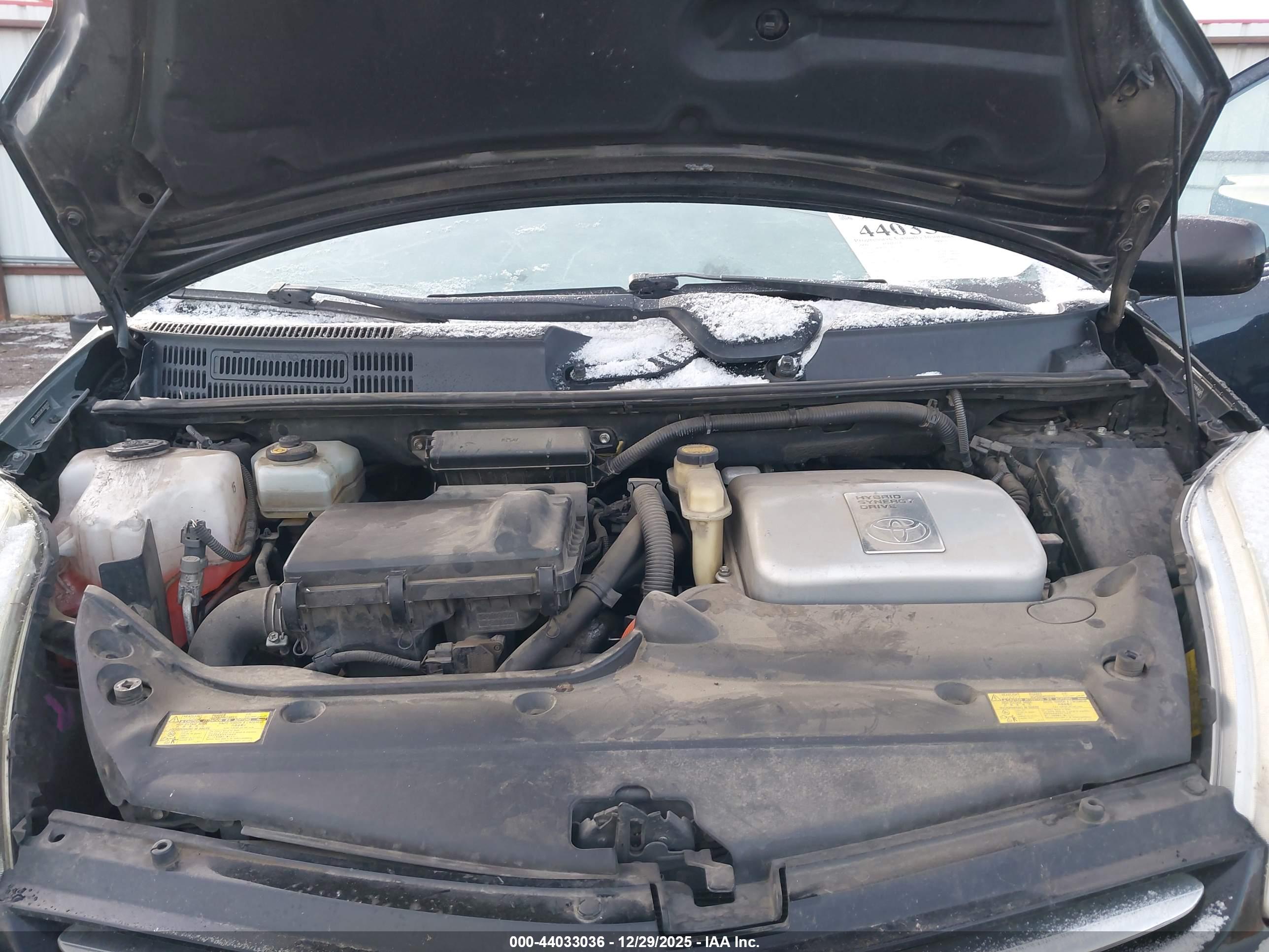 TOYOTA PRIUS image 10
