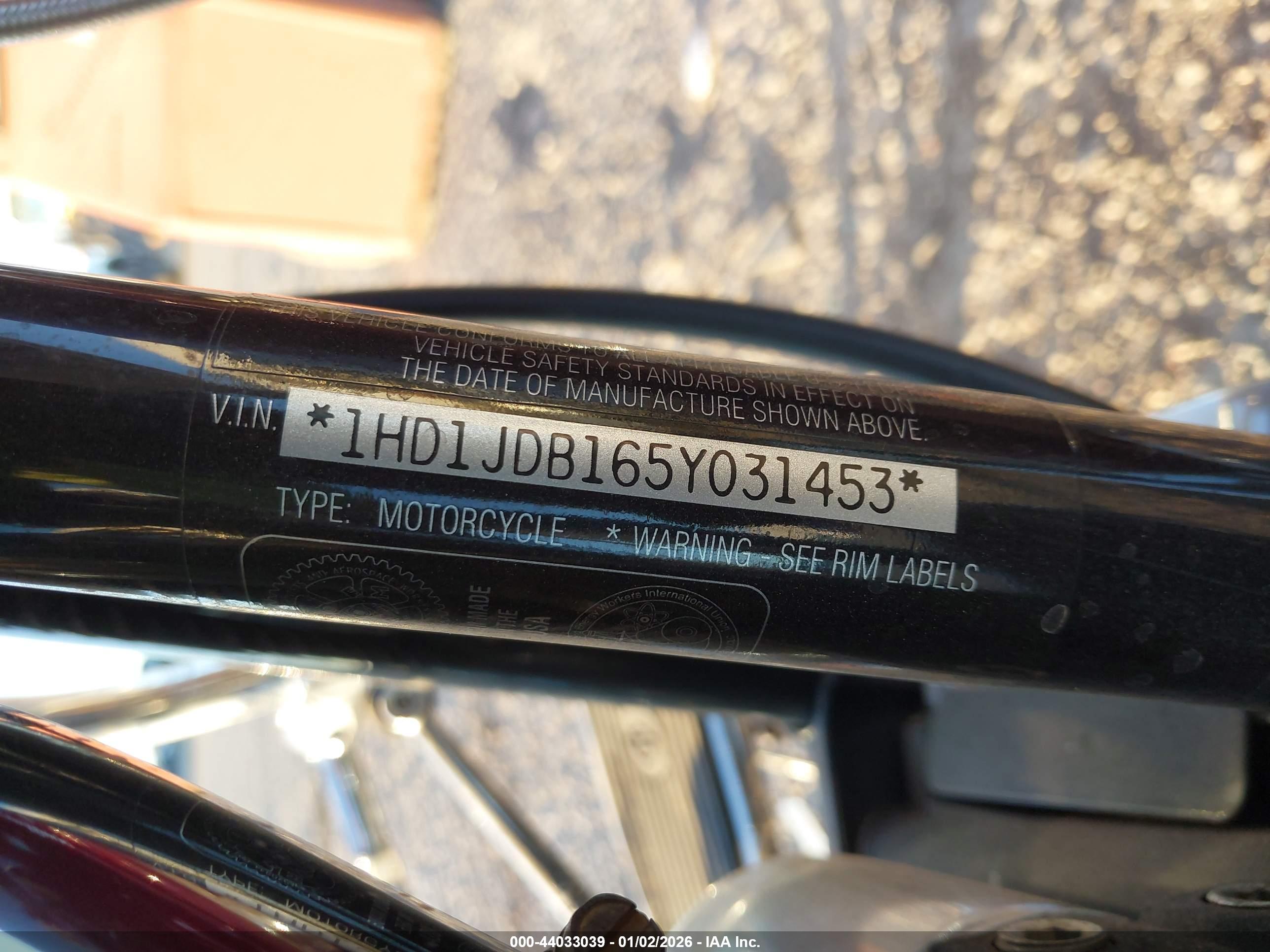 HARLEY-DAVIDSON FLSTNI image 10