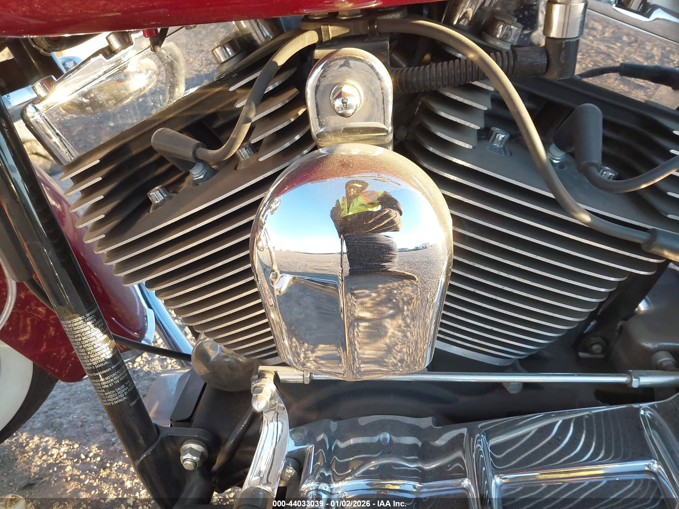 HARLEY-DAVIDSON FLSTNI image 9