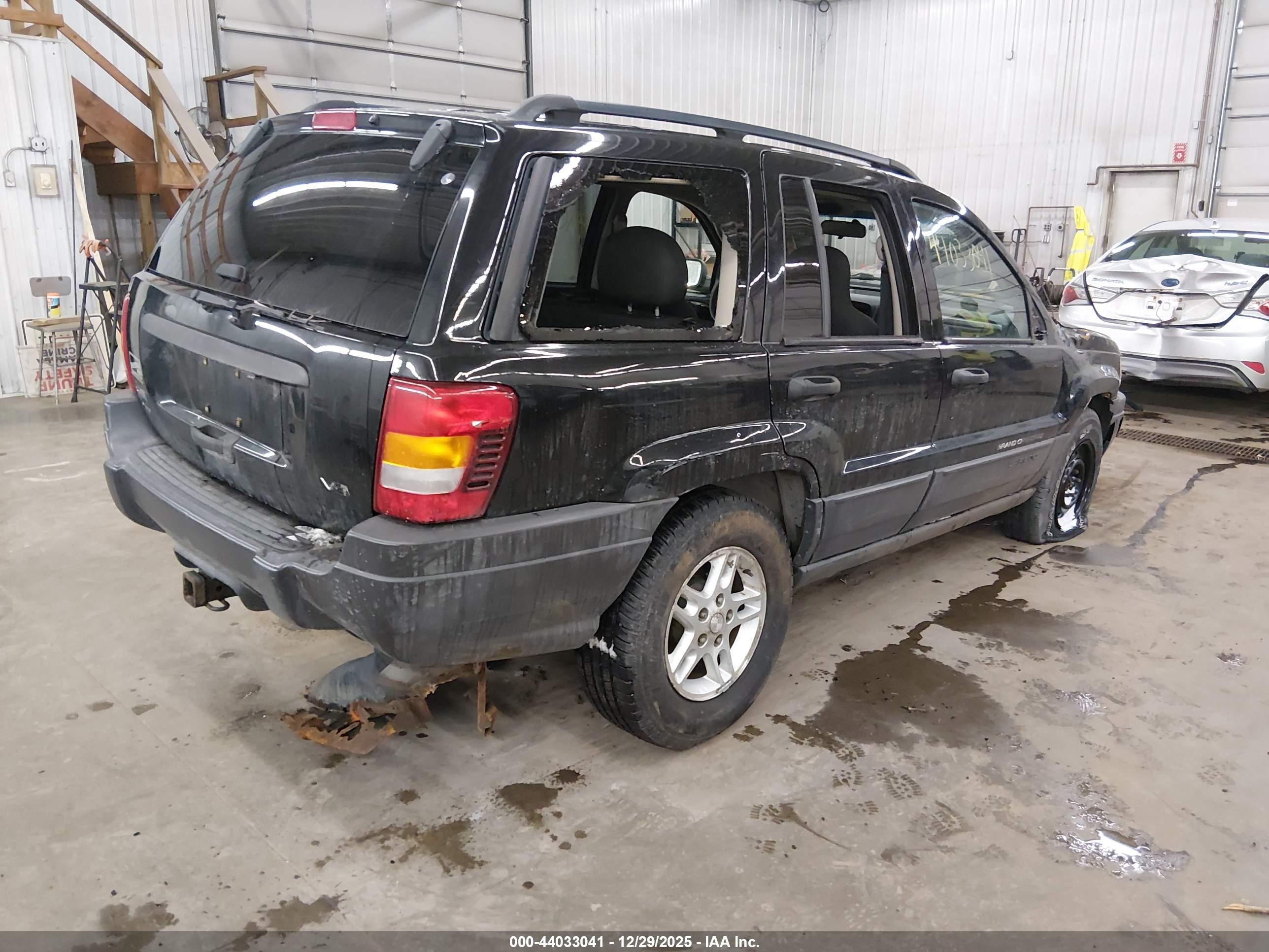 JEEP GRAND image 4