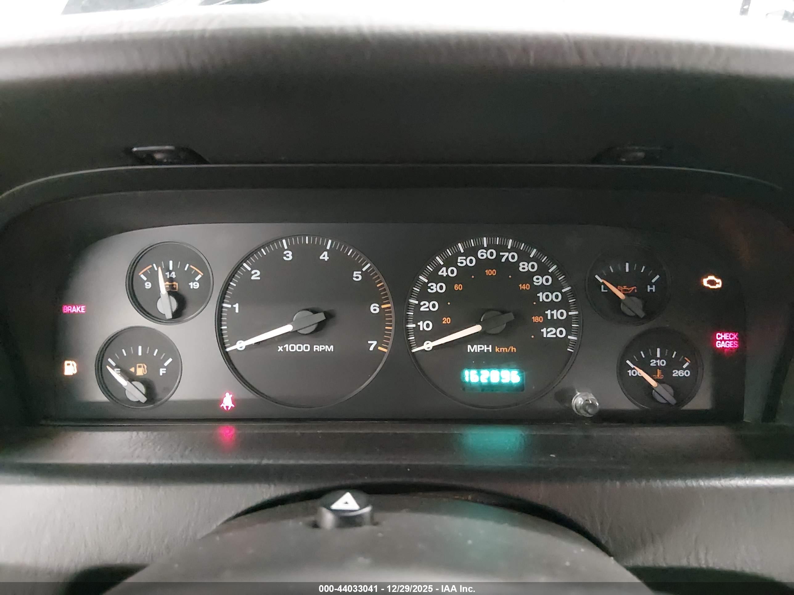 JEEP GRAND image 7