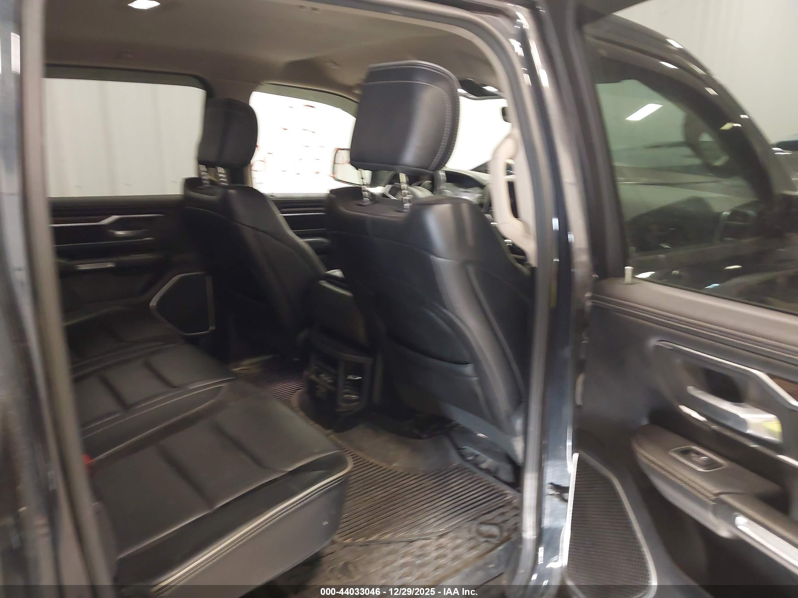 RAM 1500 image 8