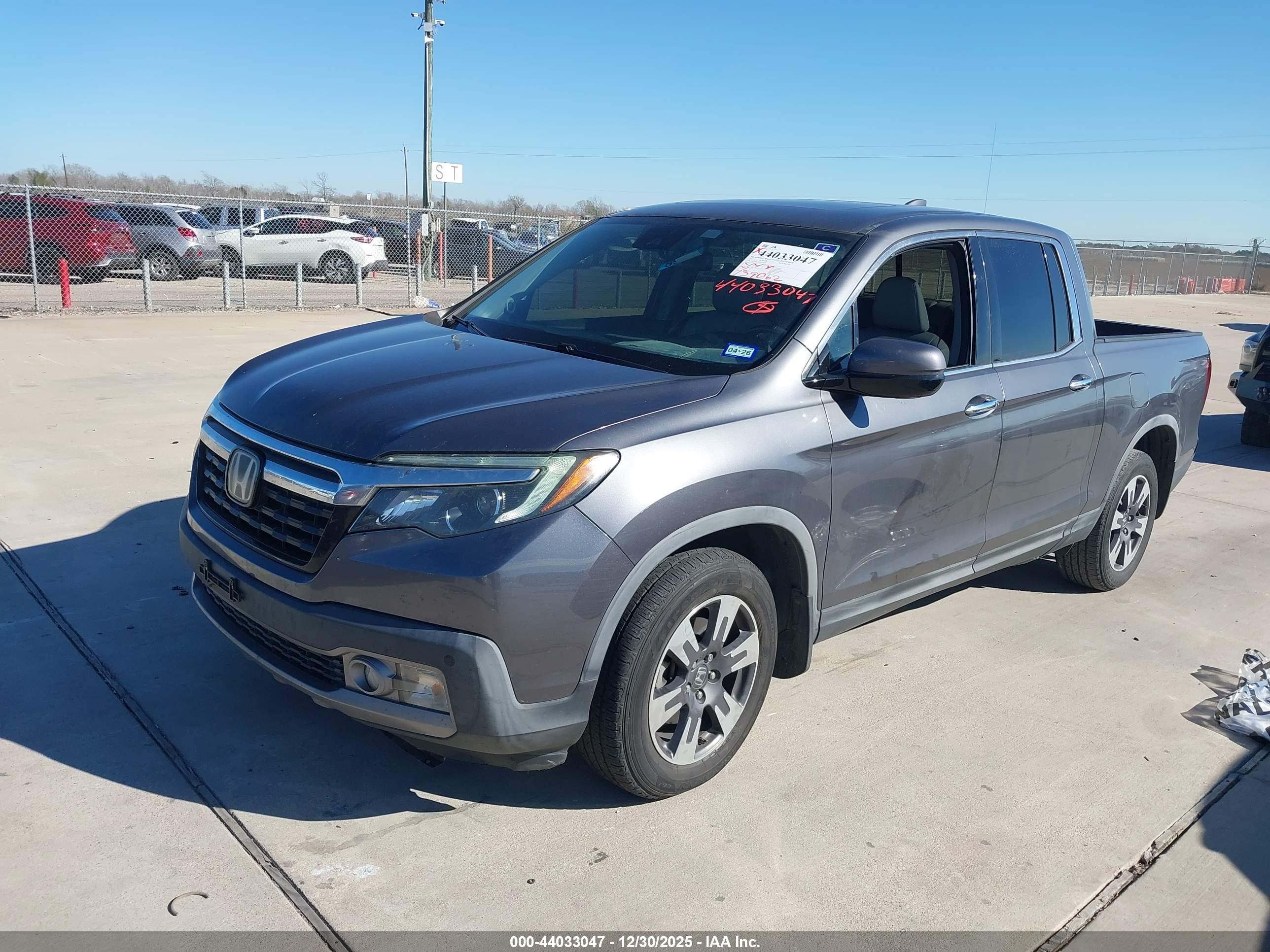 HONDA RIDGELINE image 2
