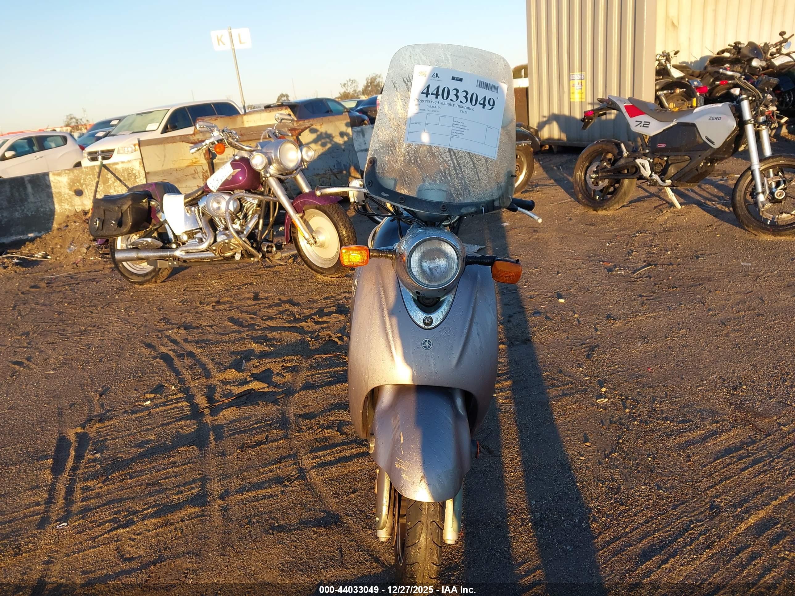 YAMAHA YJ125 image 5