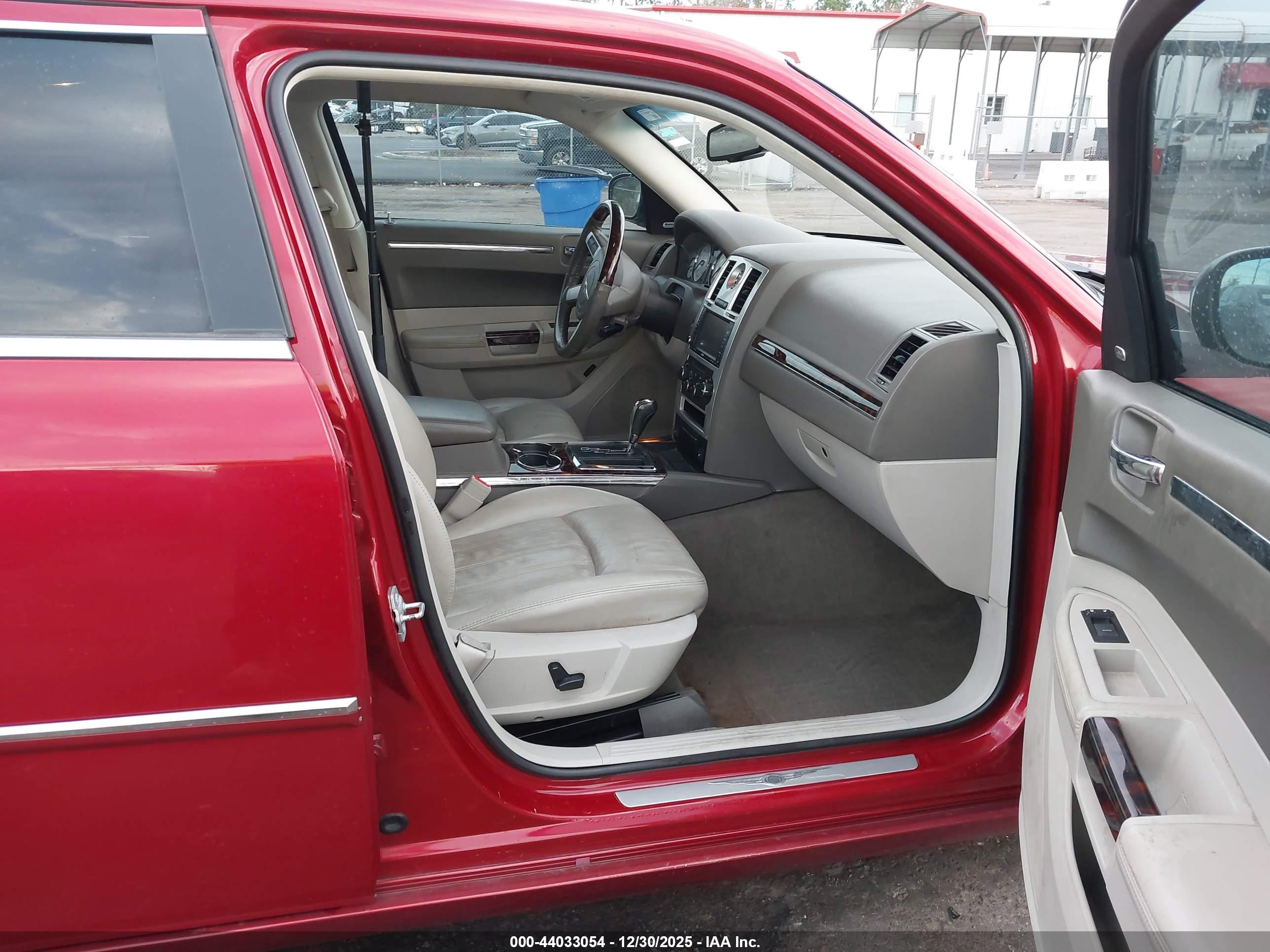 CHRYSLER 300C image 5