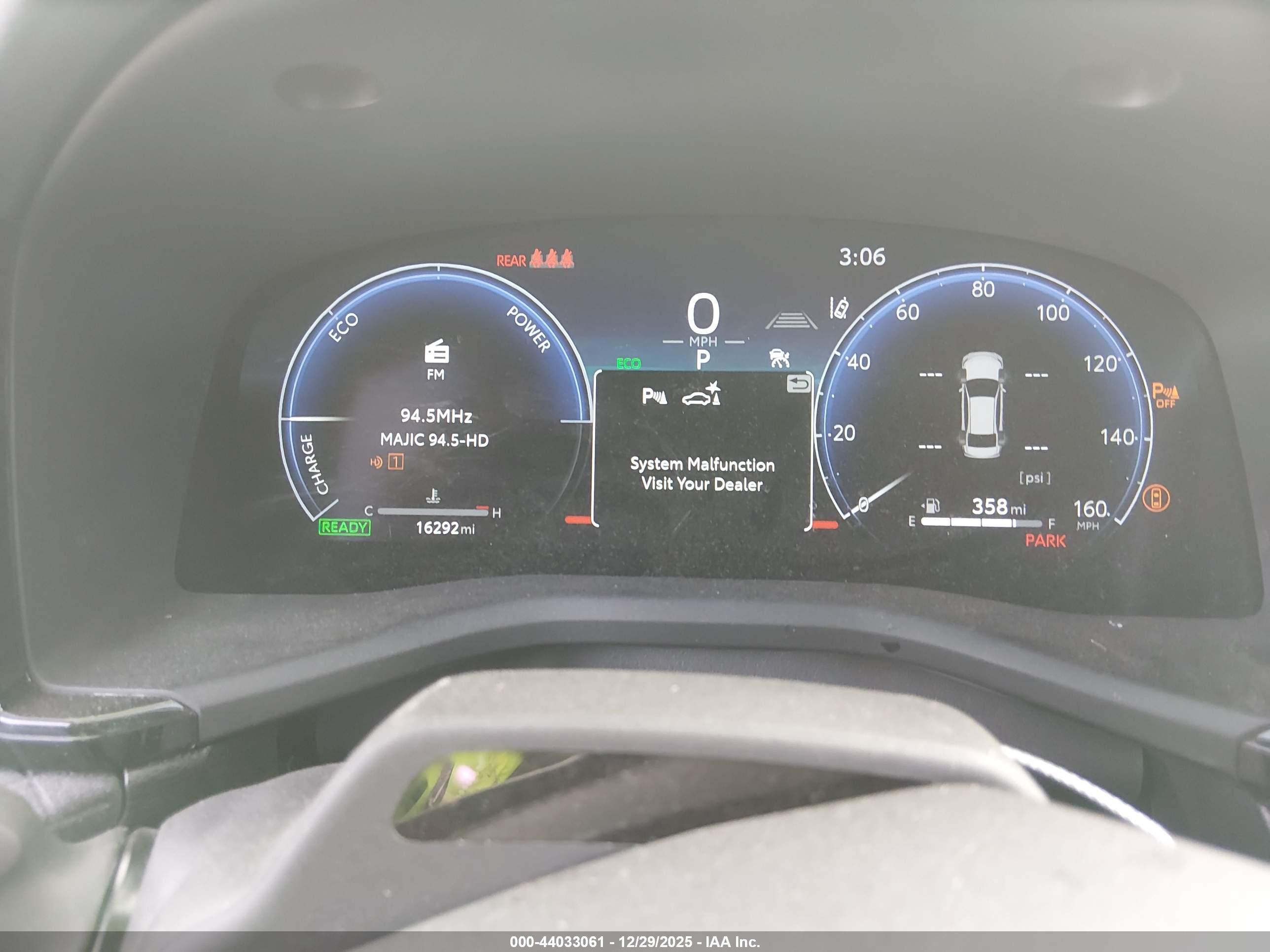 TOYOTA CAMRY image 7