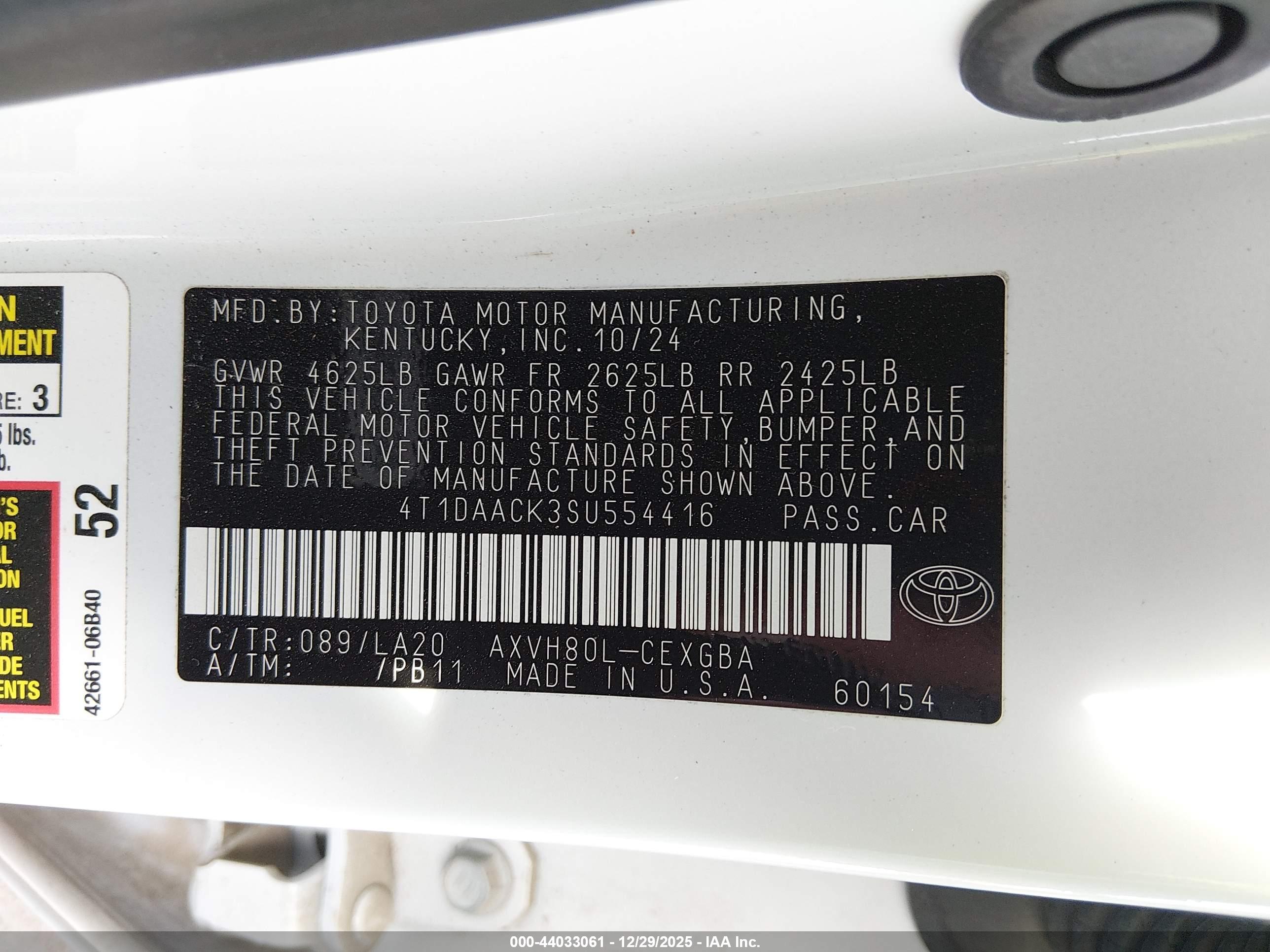TOYOTA CAMRY image 9