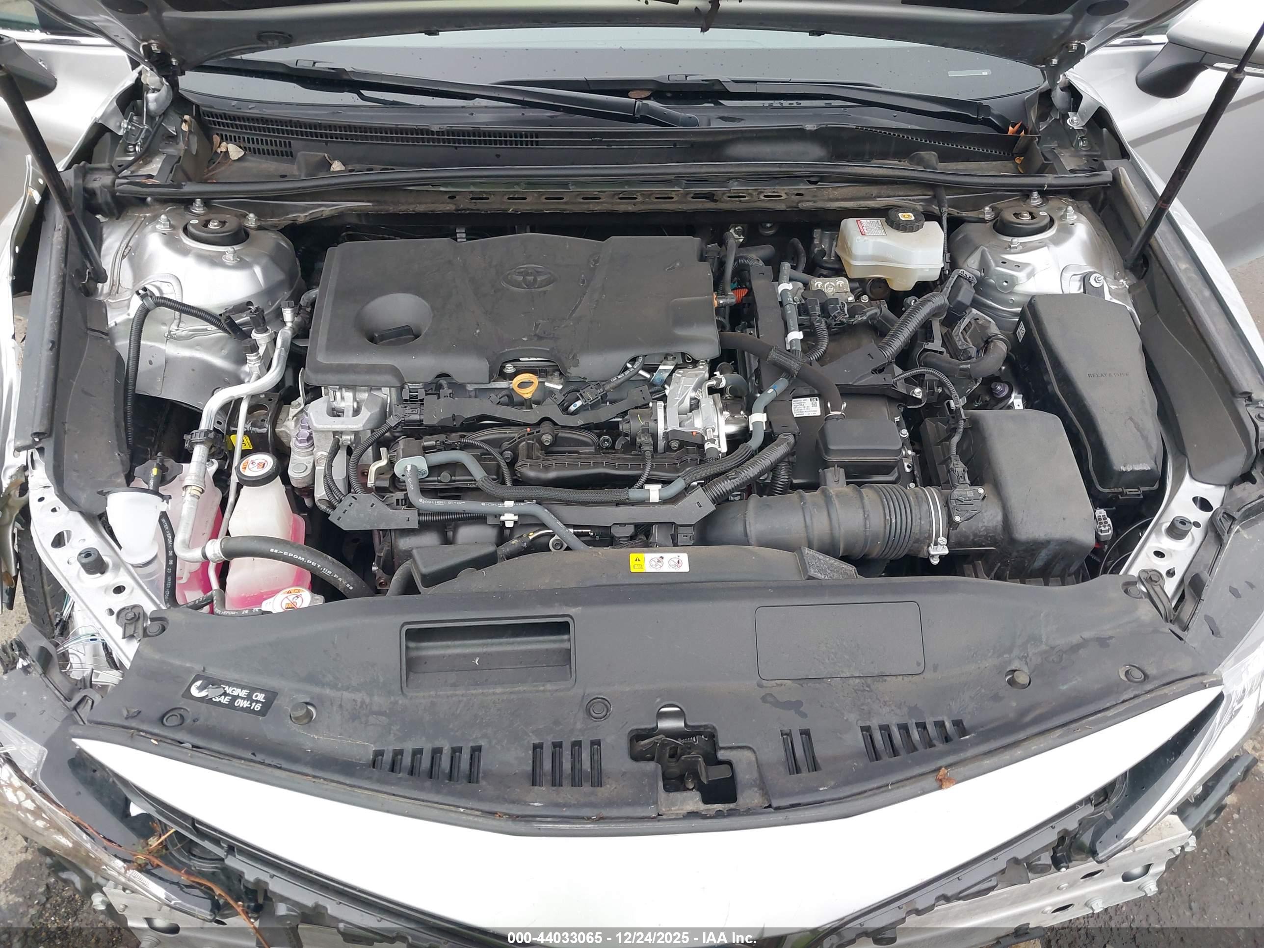 TOYOTA CAMRY image 10