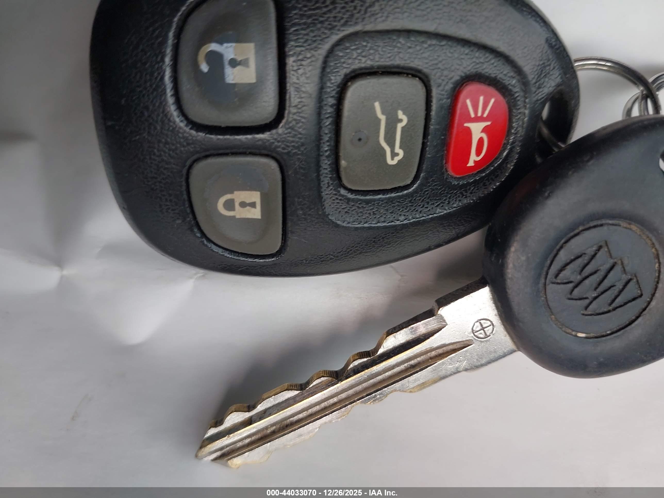 BUICK ENCLAVE image 11