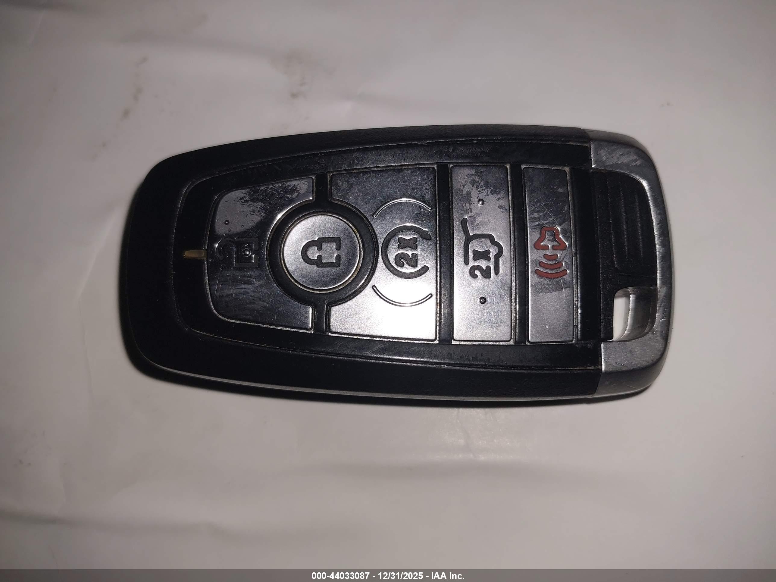 FORD ESCAPE image 11