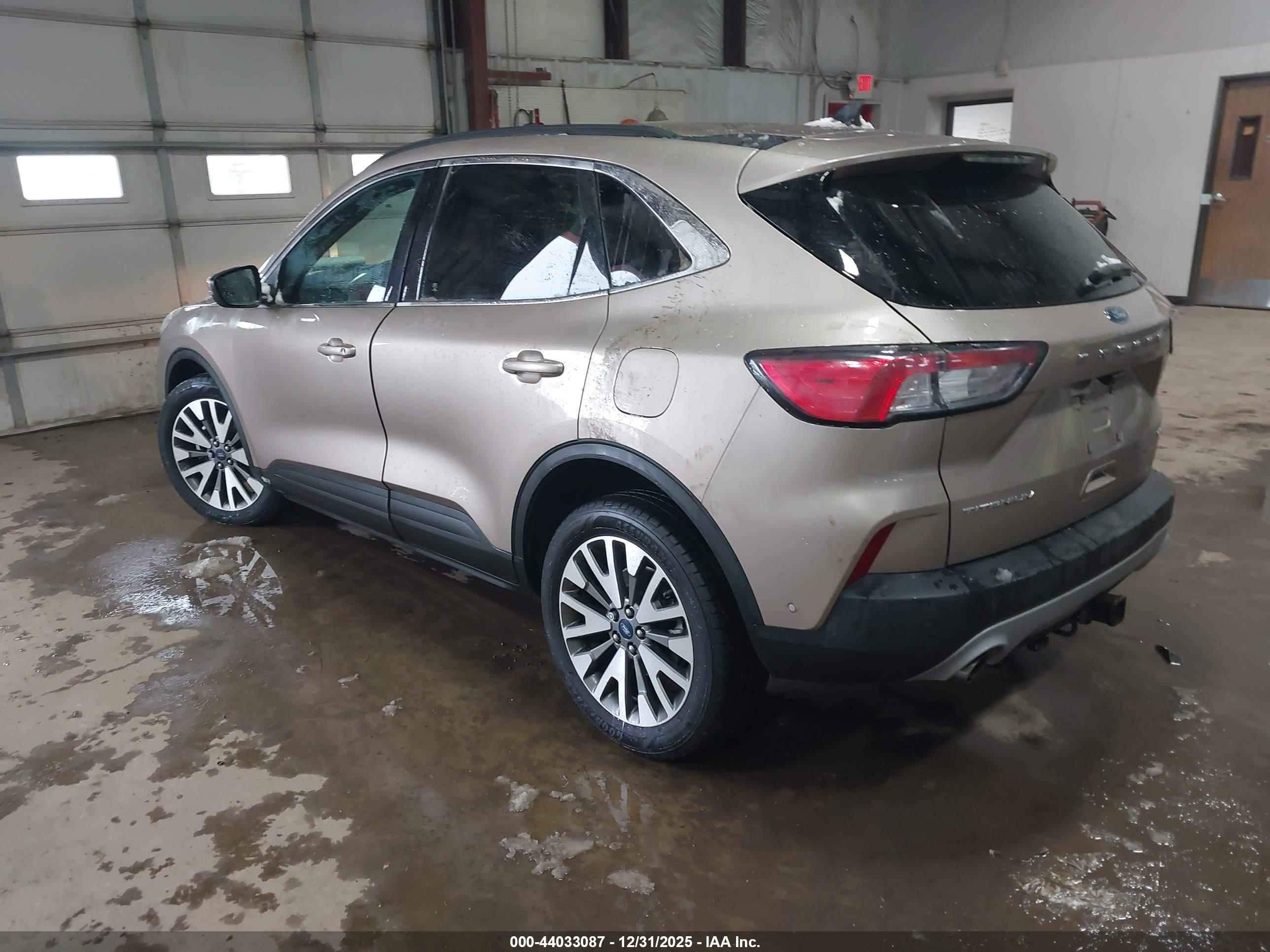 FORD ESCAPE image 3
