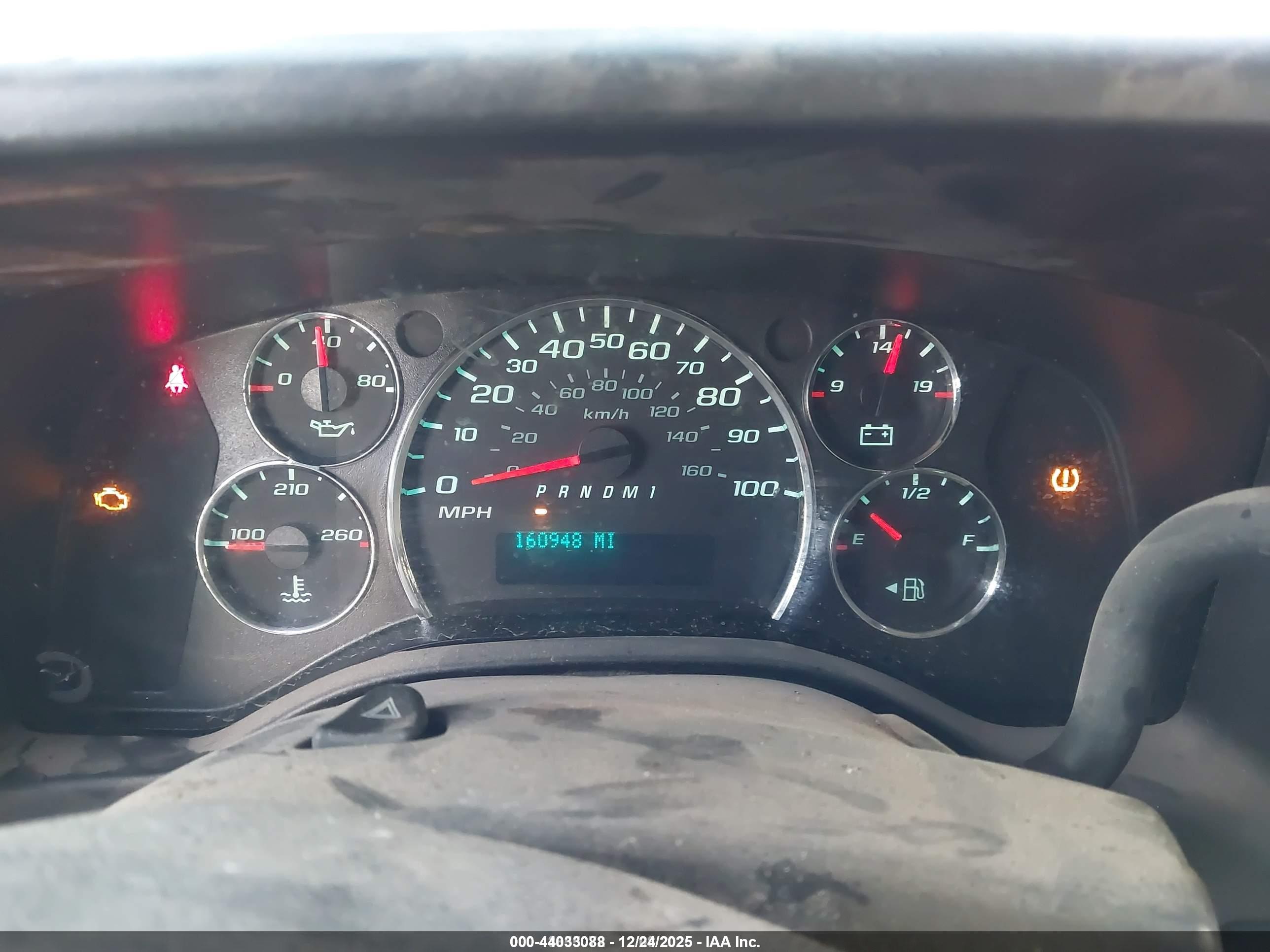 CHEVROLET EXPRESS image 7