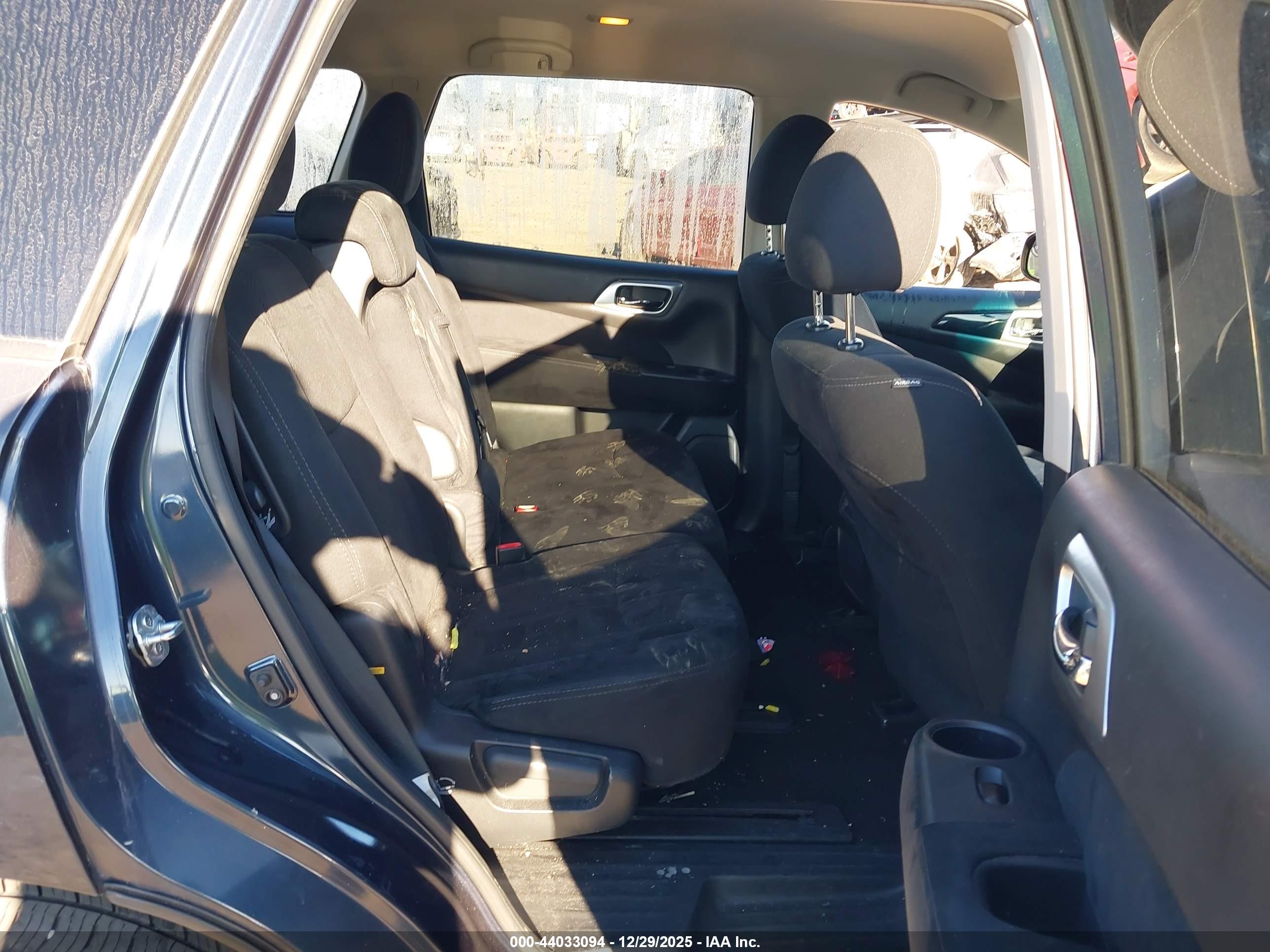 NISSAN PATHFINDER image 8
