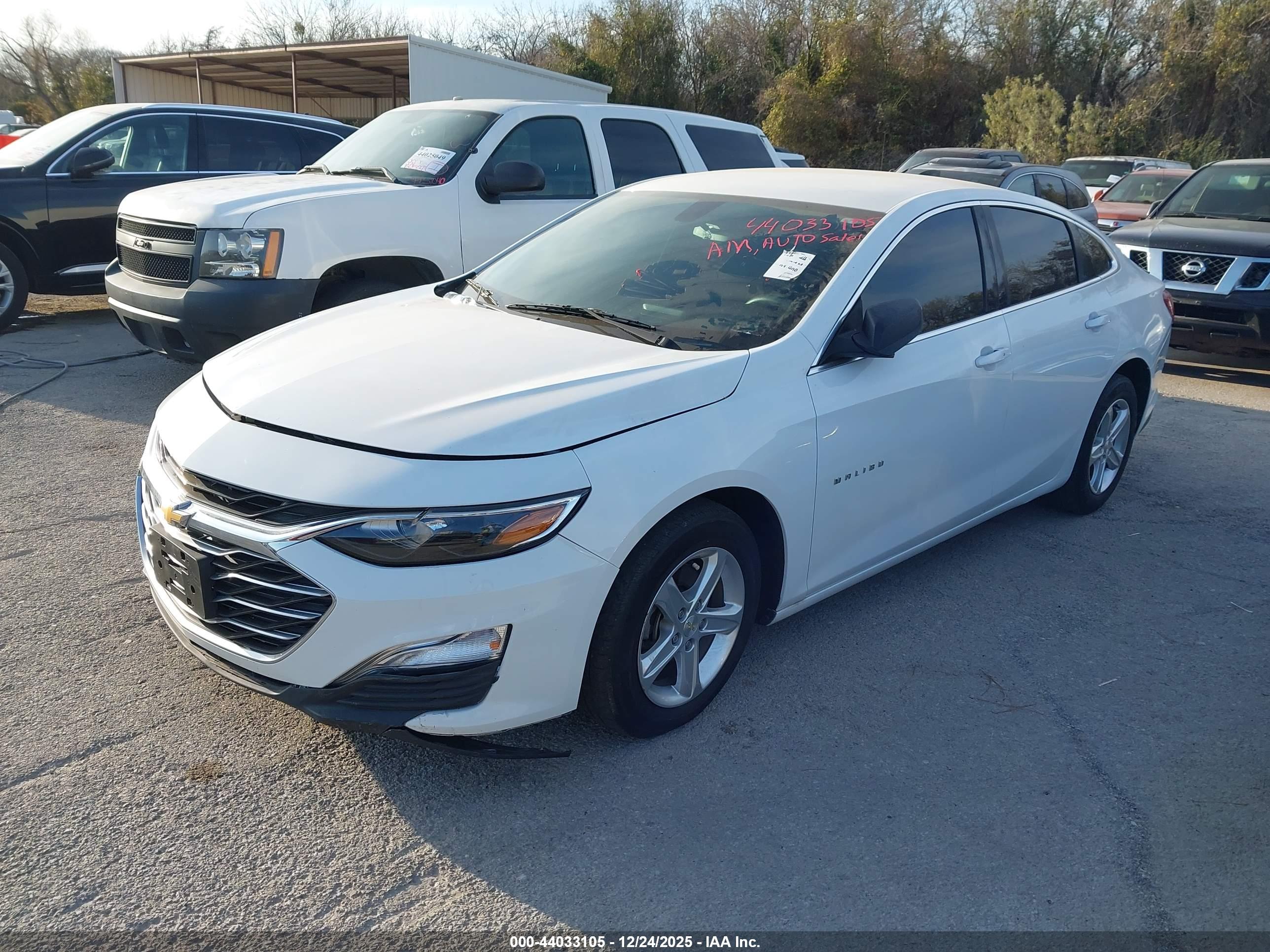 CHEVROLET MALIBU image 2