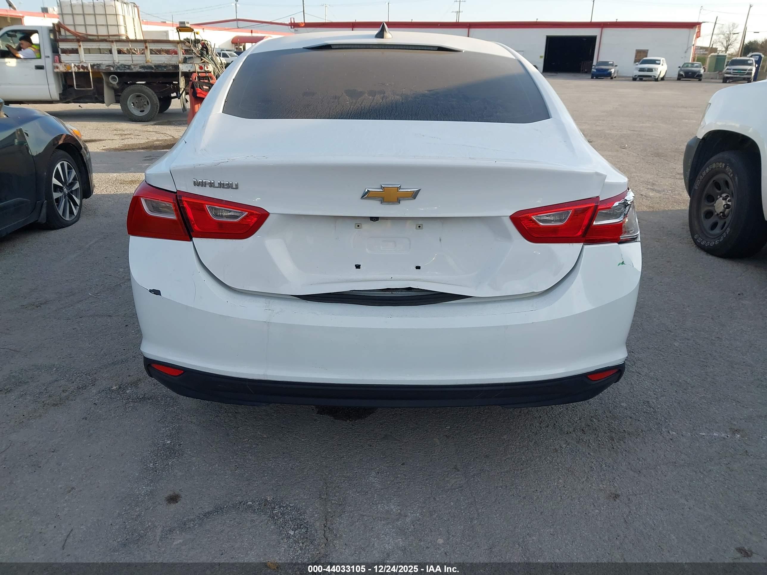 CHEVROLET MALIBU image 6