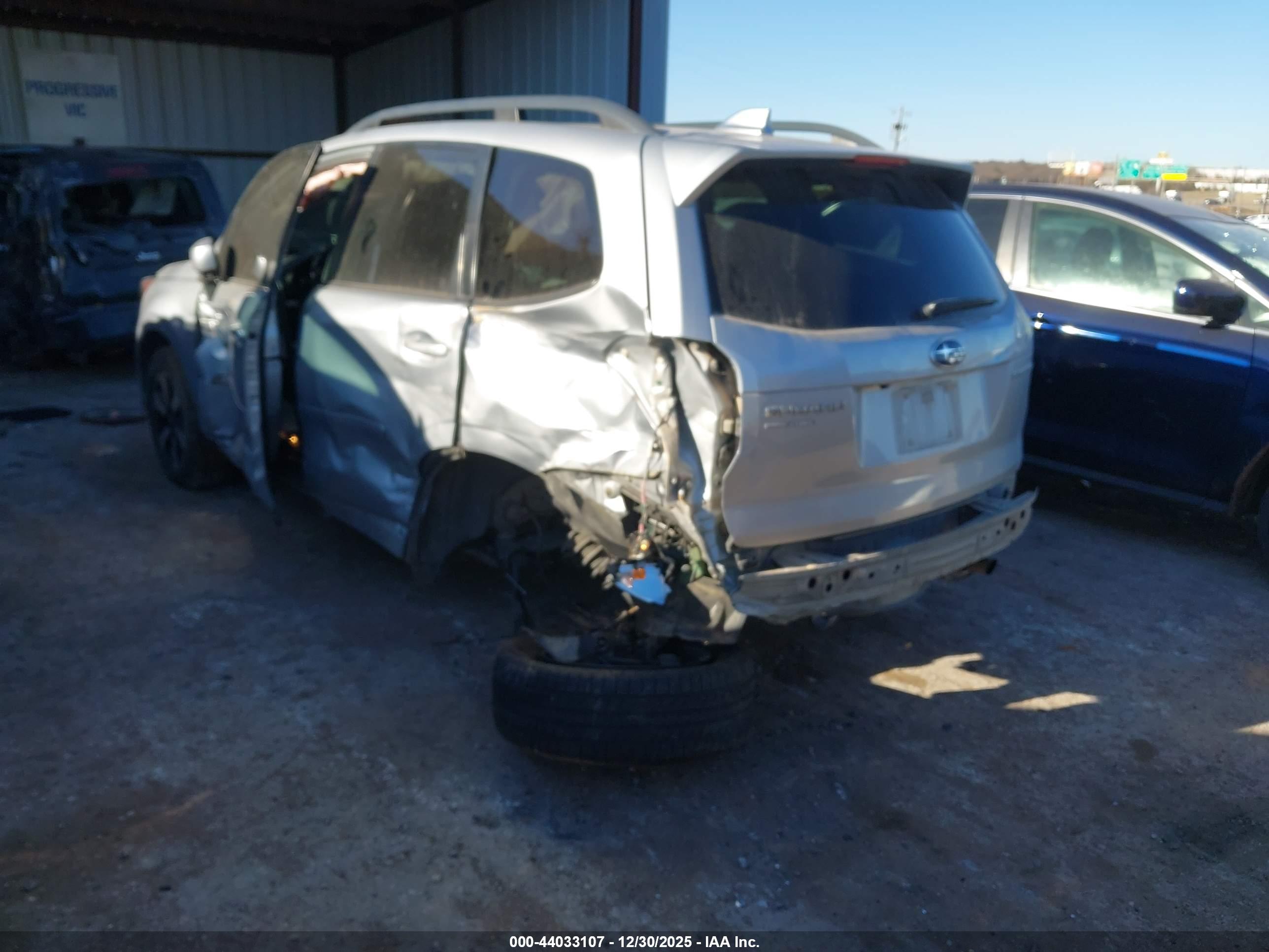 SUBARU FORESTER image 3