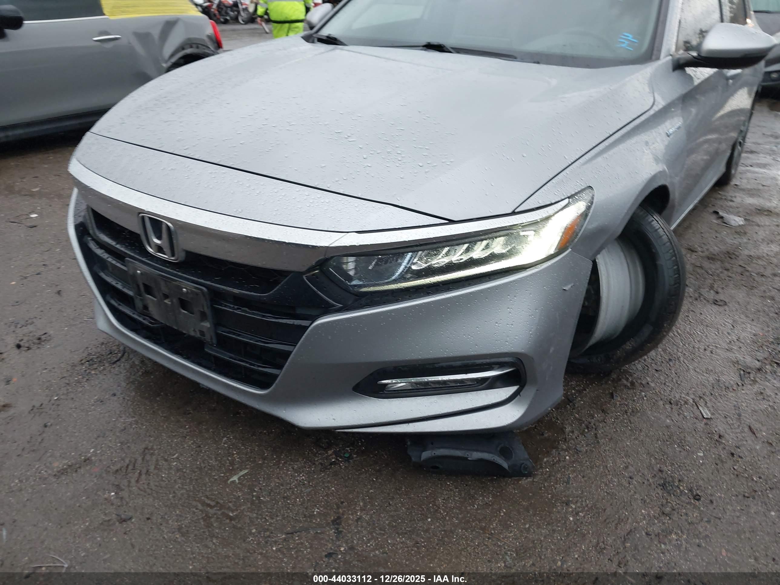 HONDA ACCORD image 6