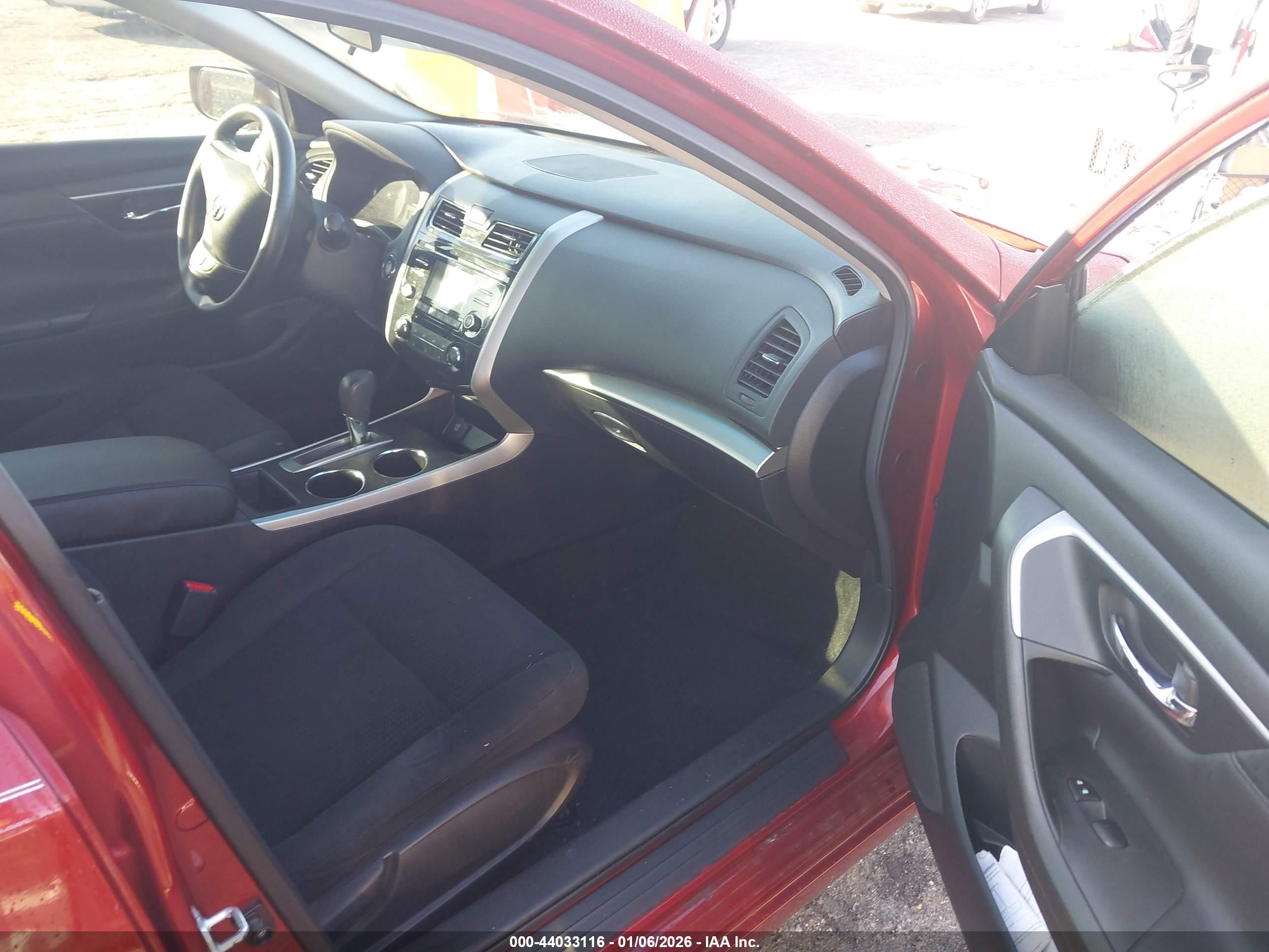 NISSAN ALTIMA image 5