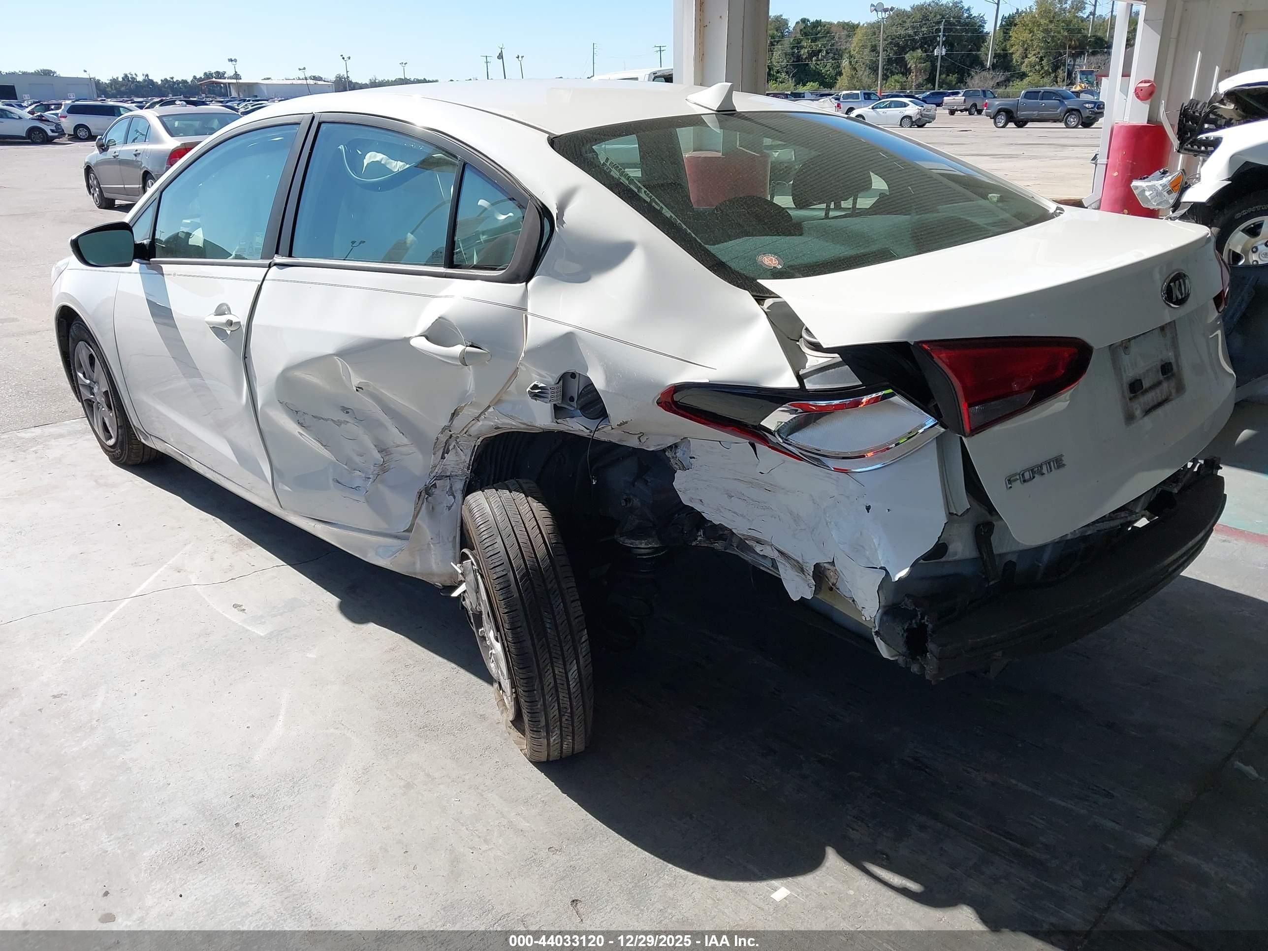 KIA FORTE image 3
