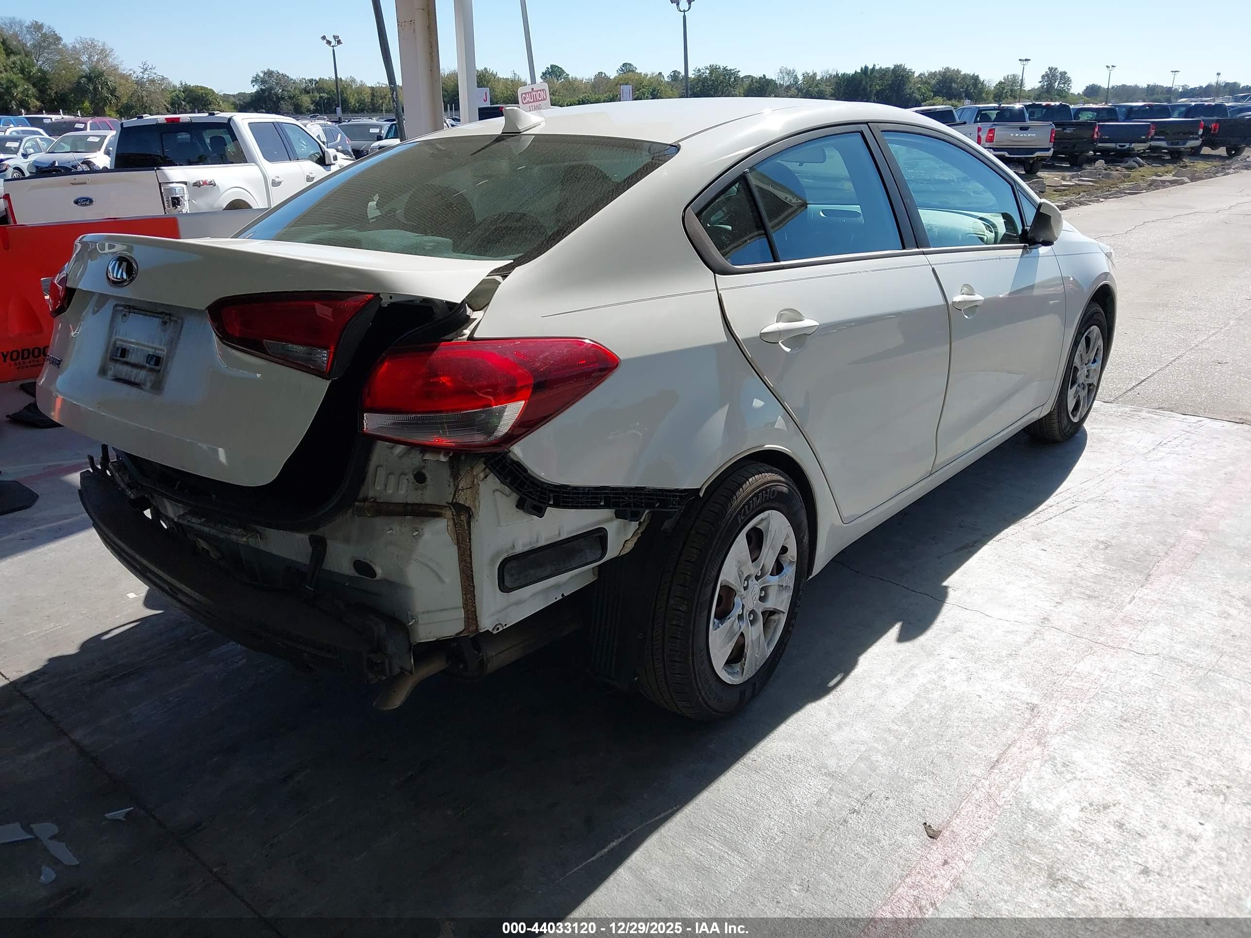 KIA FORTE image 4