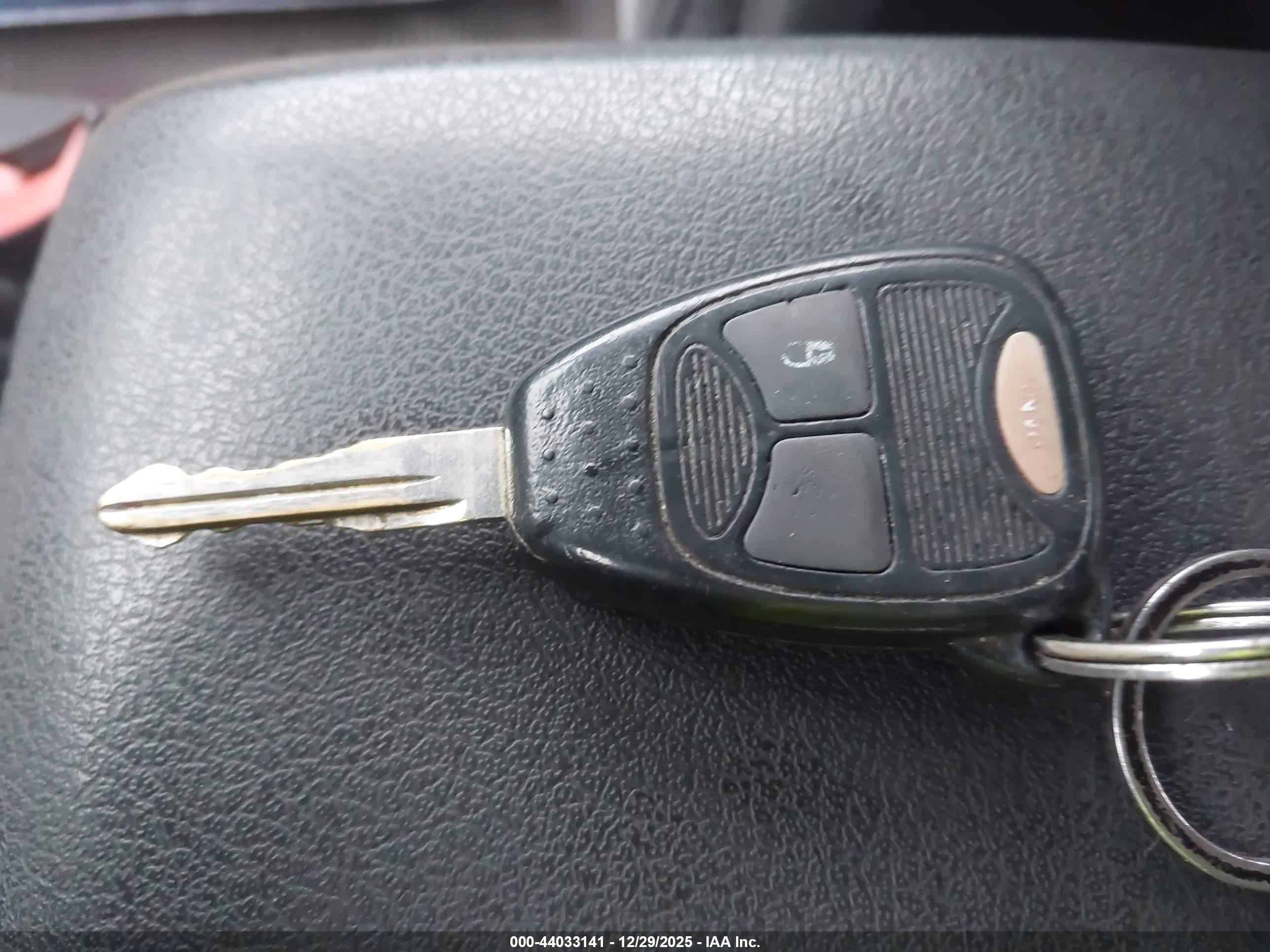 DODGE CALIBER image 11