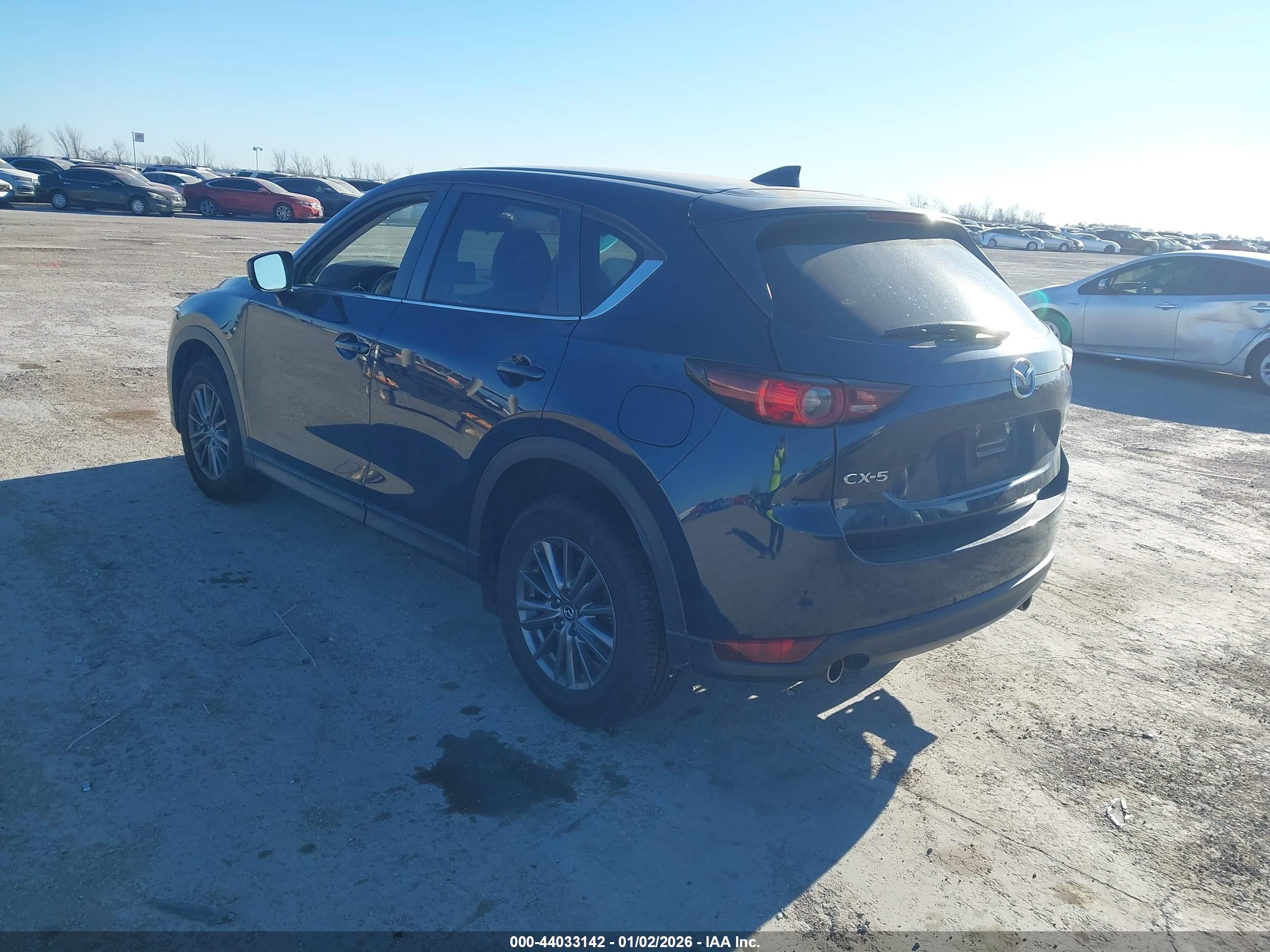 MAZDA CX-5 image 3