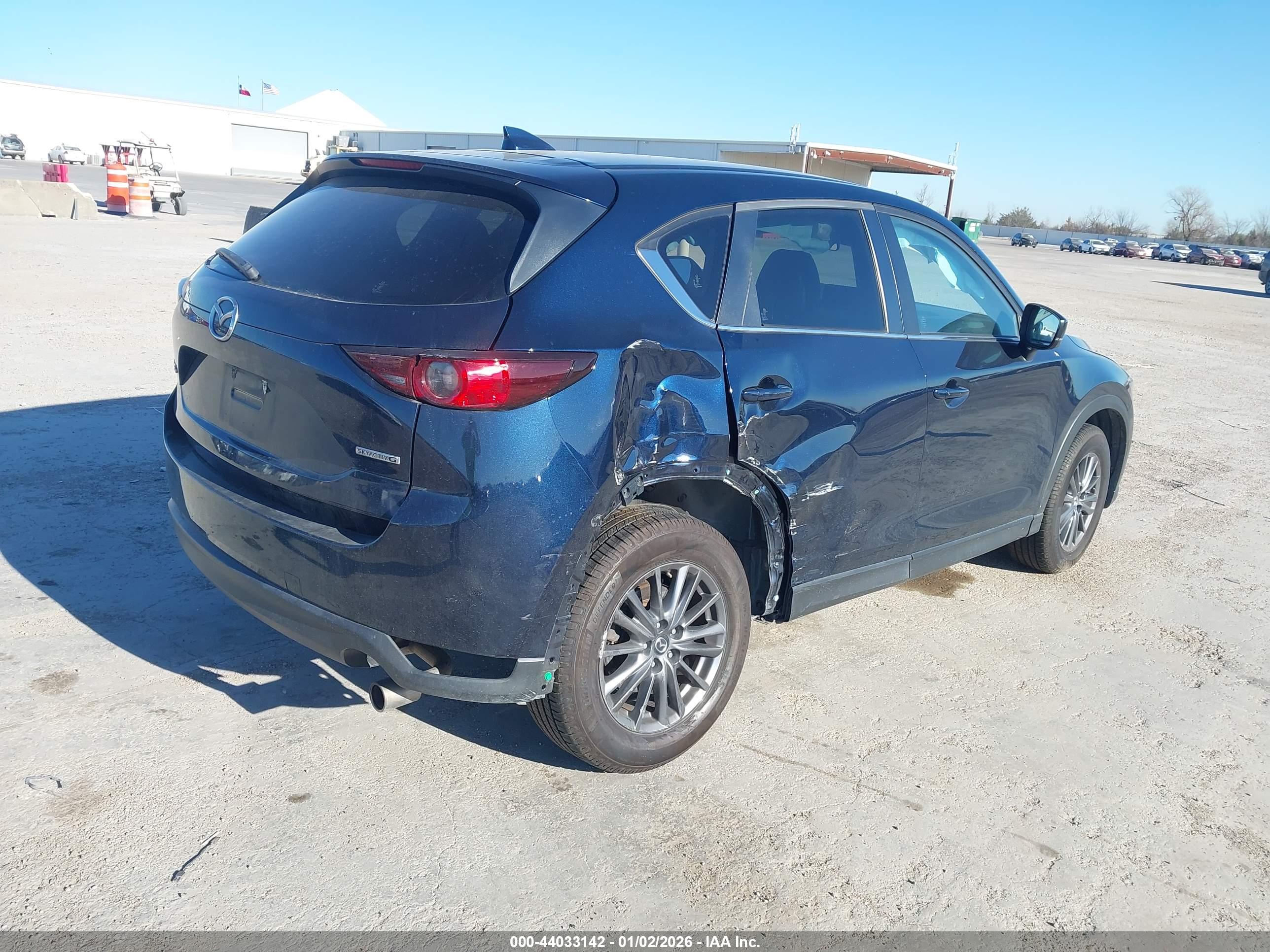 MAZDA CX-5 image 6