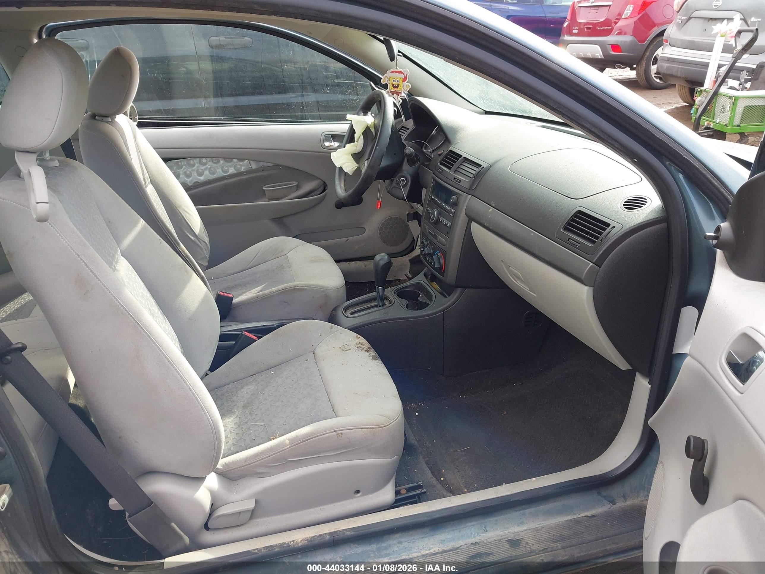 CHEVROLET COBALT image 5