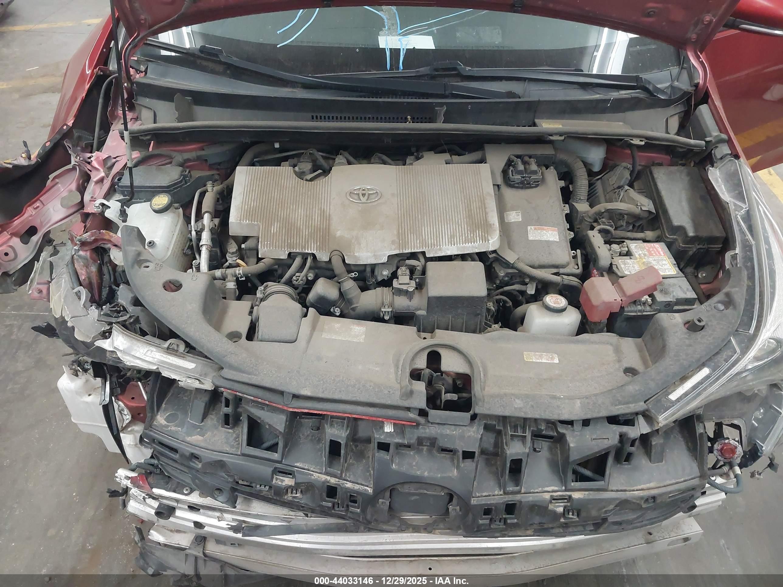 TOYOTA PRIUS image 10