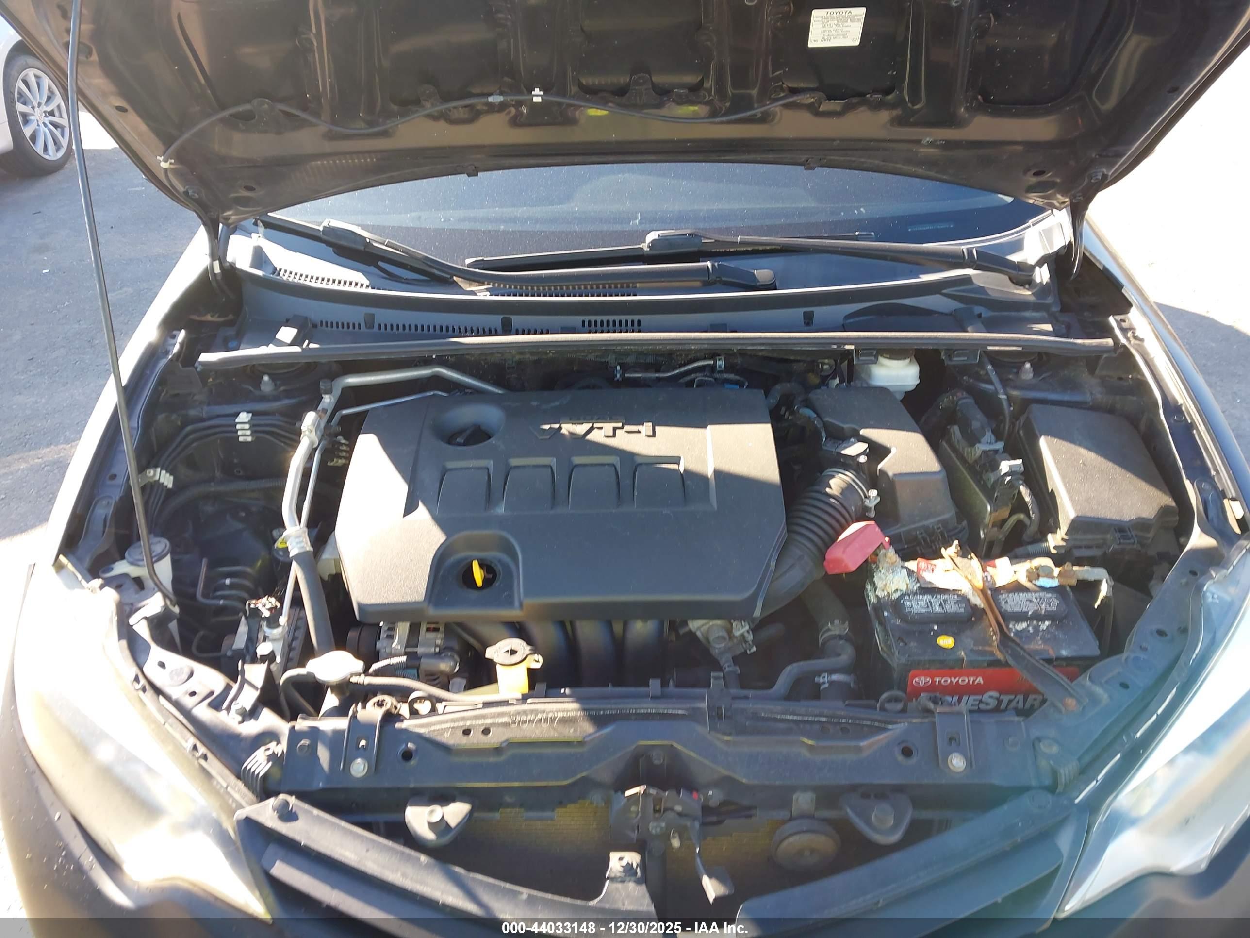 TOYOTA COROLLA image 10
